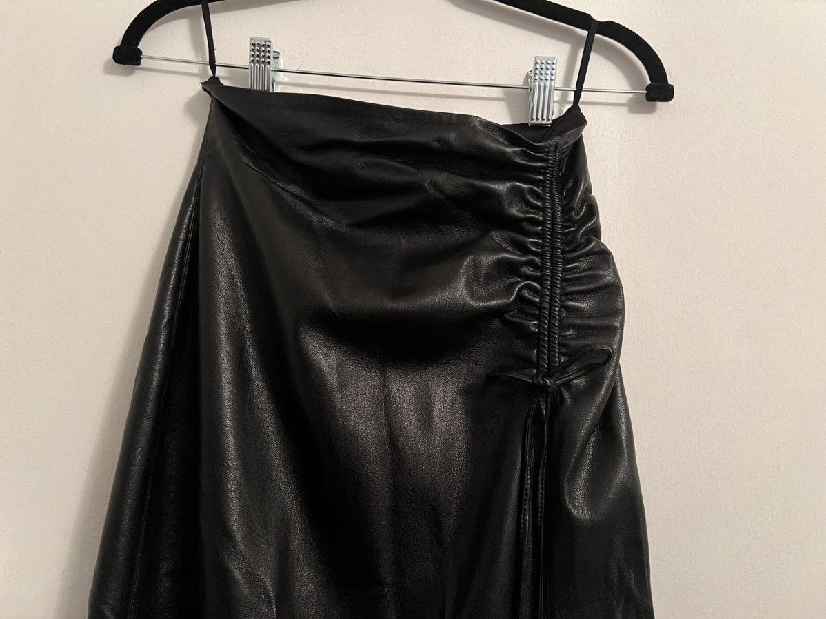 Nanushka Nanushka Vegan-Leather Midi Skirt Size 25" / US 0 / IT 36 - 4 Thumbnail