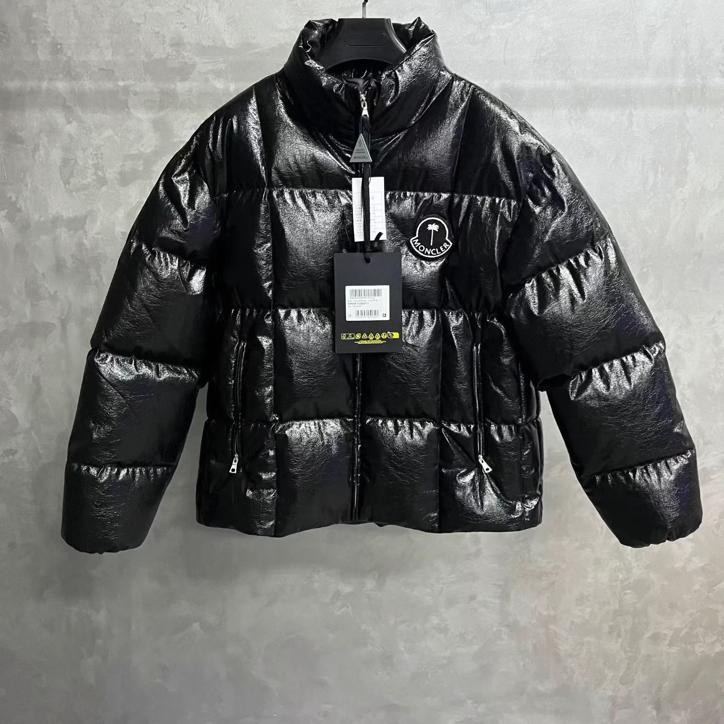 Moncler Moncler Gray Oversized Quilted Logo Short Down Coat Size 4 Size XL / US 12-14 / IT 48-50 - 1 Thumbnail