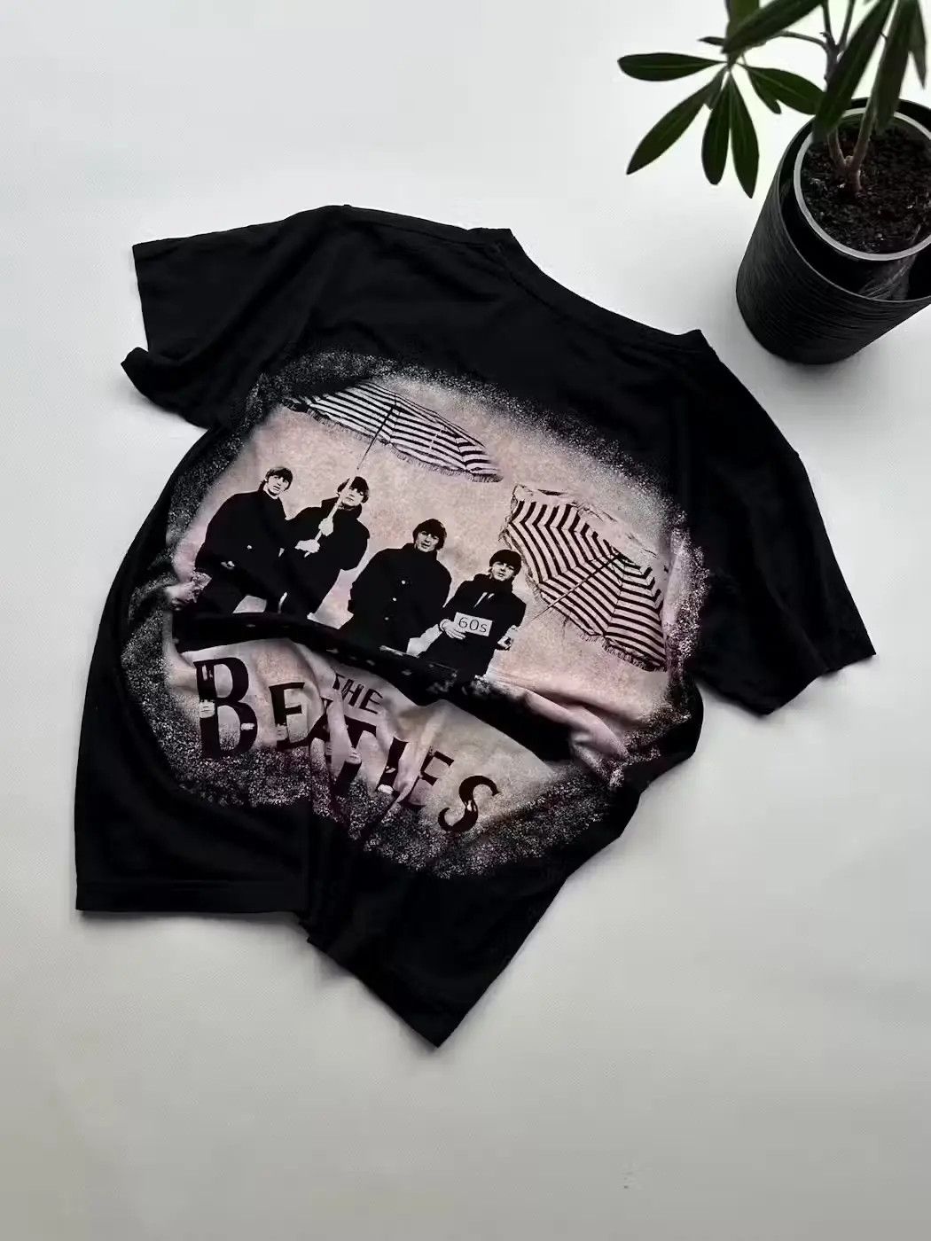 Band Tees The Beatles Vintage T-Shirt (273) Size US M / EU 48-50 / 2 - 5 Thumbnail