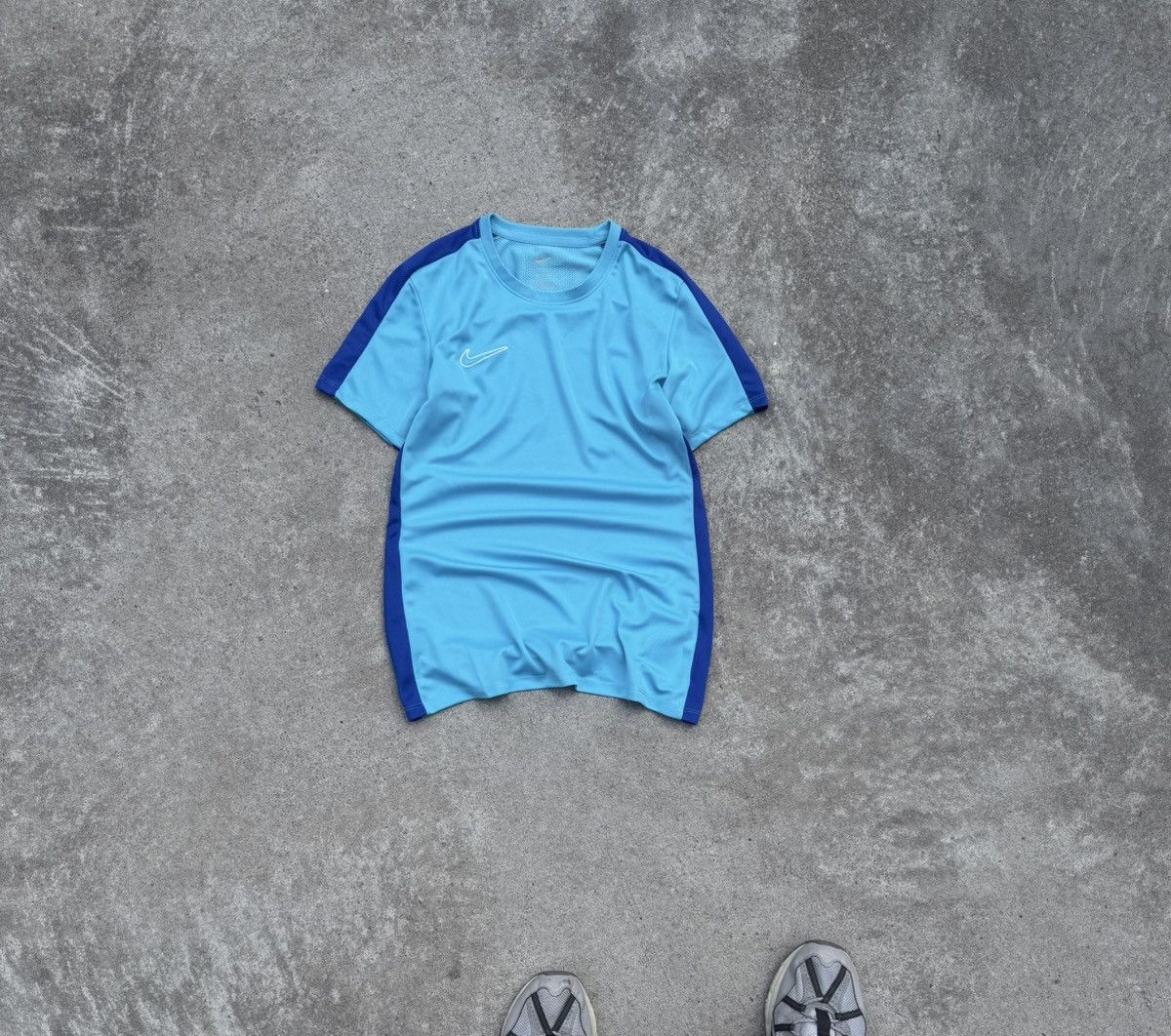Nike × Vintage Nike y2k streetwear sportswear t-shirt Size US S / EU 44-46 / 1 - 3 Thumbnail