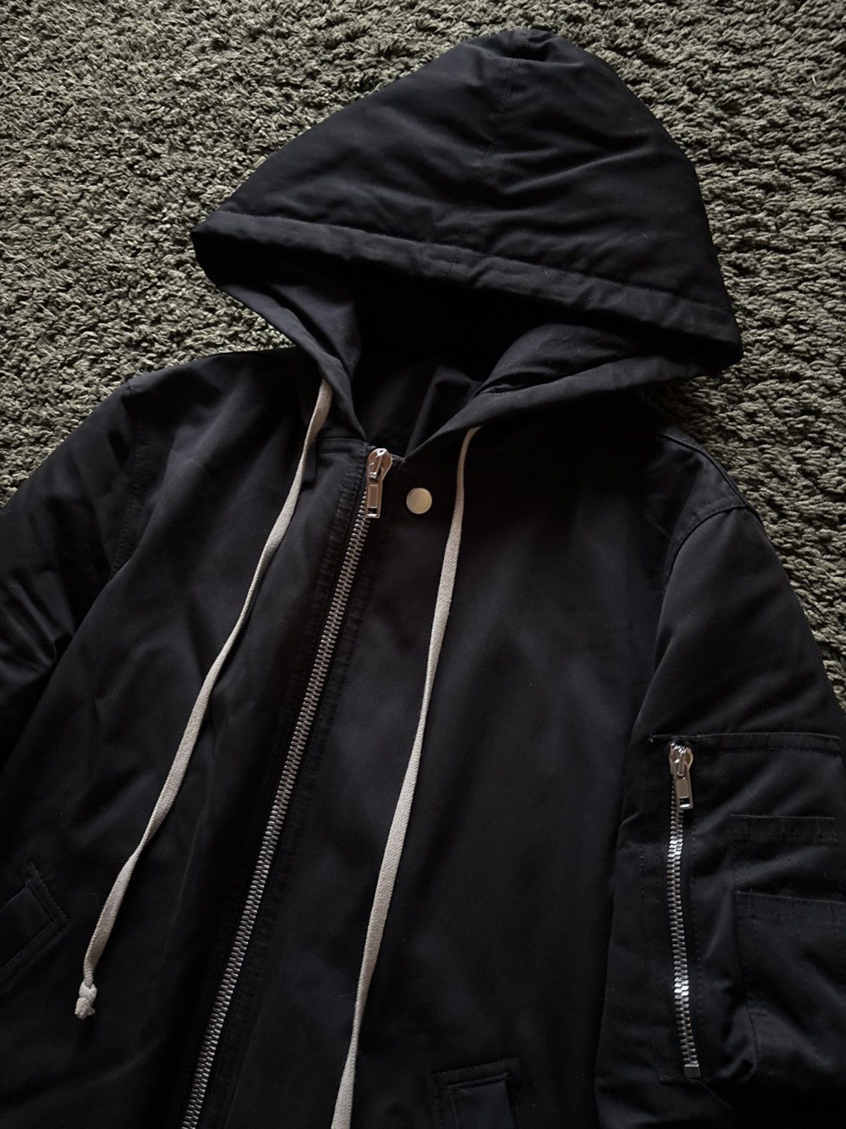 Rick Owens AW17 Rick Owens „Glitter” MA1 Down Hooded Bomber Jacket Size US M / EU 48-50 / 2 - 5 Thumbnail