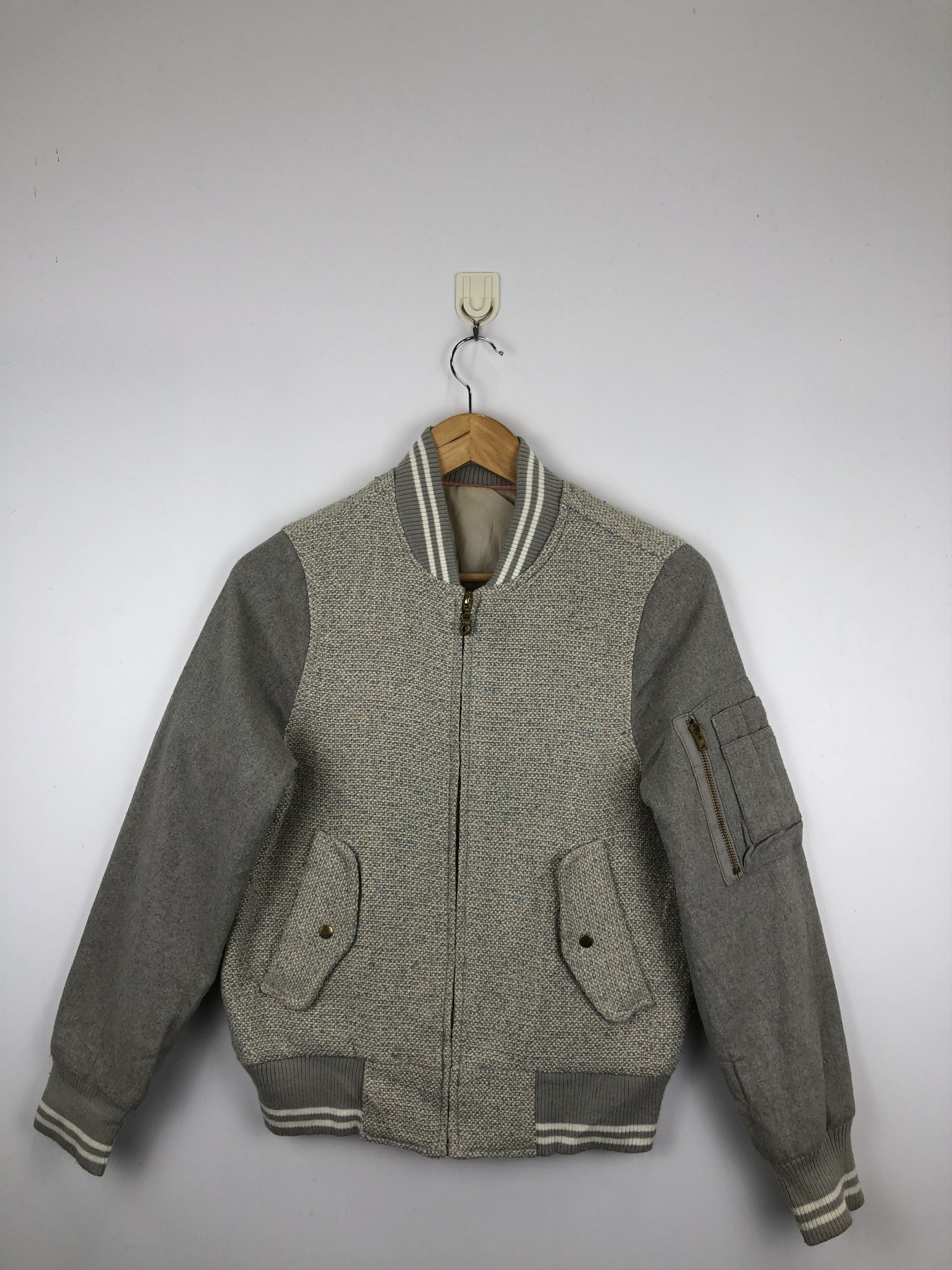 Japanese Brand Vintage Japanese Brand Wool Varsity Jacket Bomber V0447 Size US M / EU 48-50 / 2 - 1 Thumbnail
