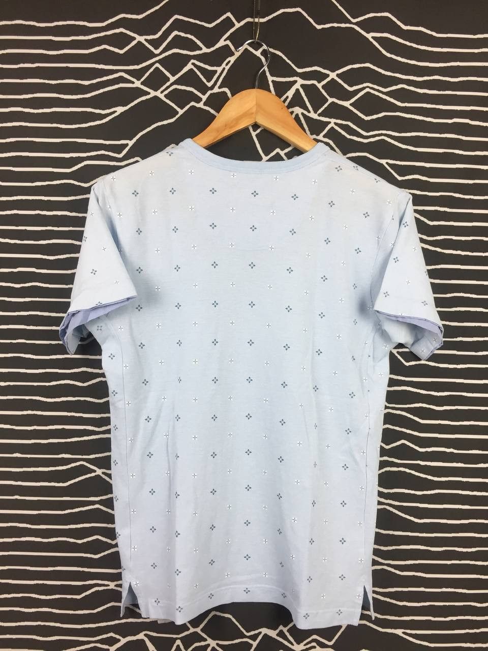 Vintage Vtg Crocodile Casual Light Blue Patterned Henley Tee Size US S / EU 44-46 / 1 - 4 Thumbnail
