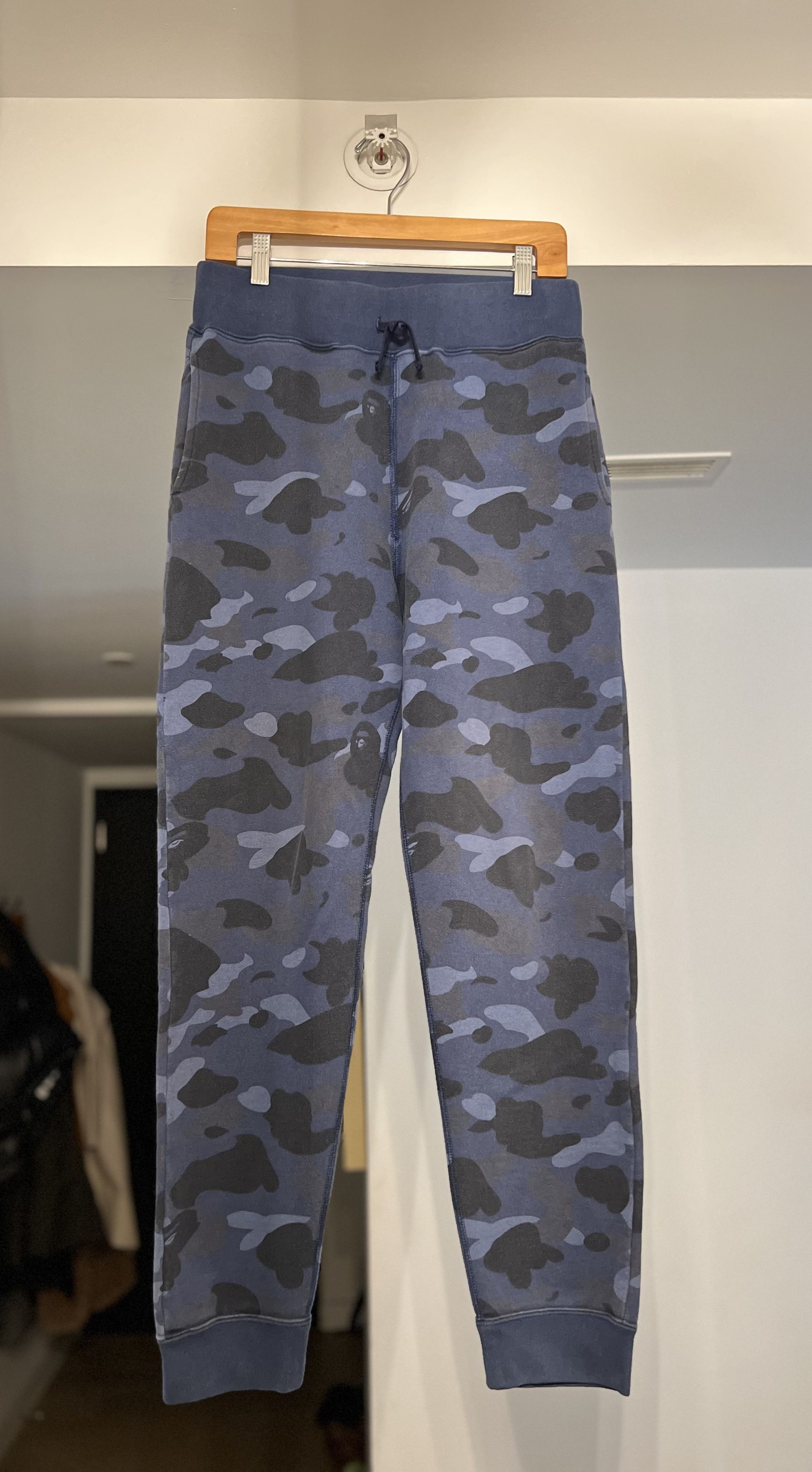 Bape Bape camouflage sweatpants Size US 33 - 1 Thumbnail