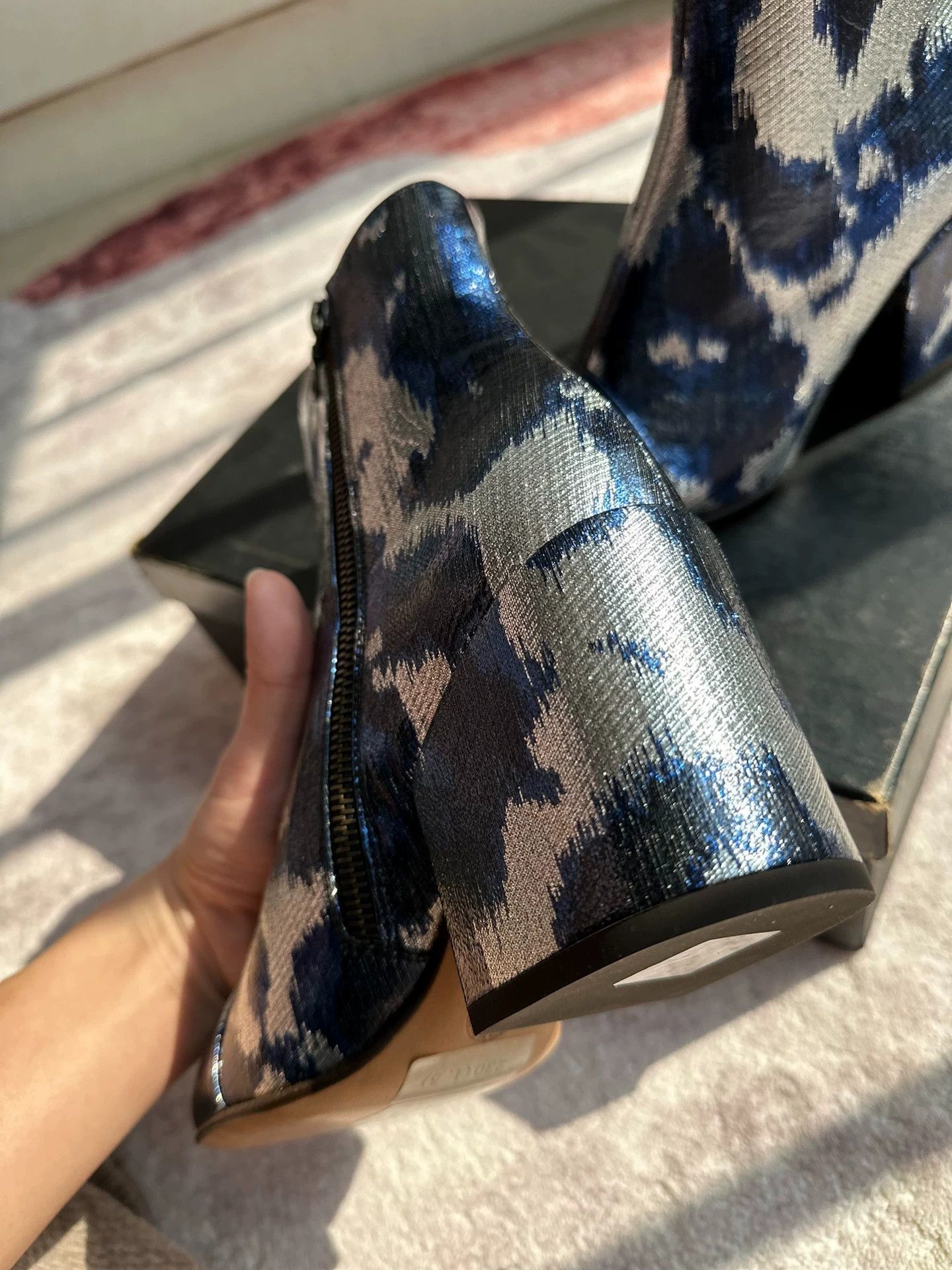 Dries Van Noten Dries Van Noten Shimmering Classic Boots EU 35.5 Size US 5 / IT 35 - 3 Thumbnail