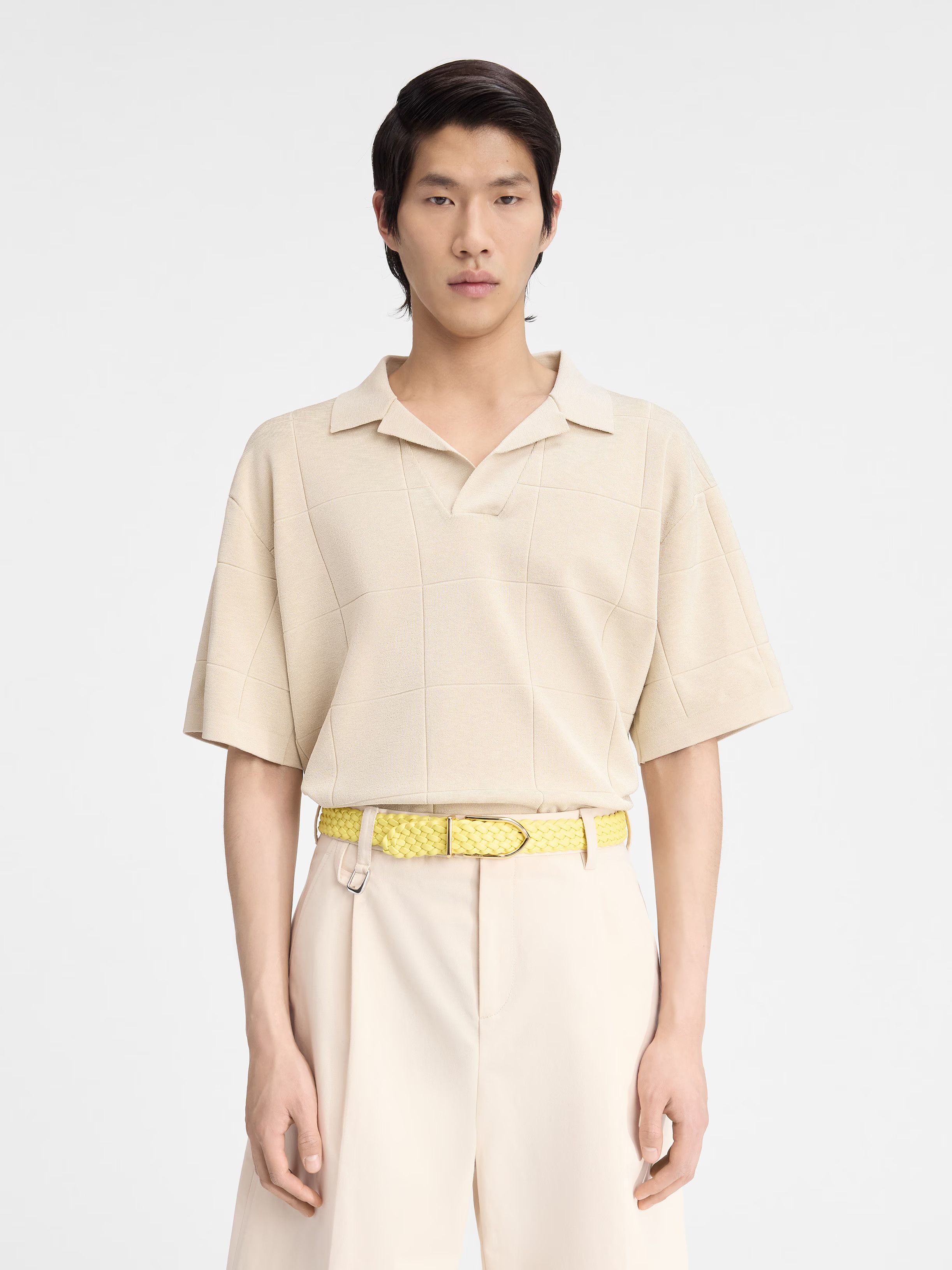 Jacquemus o1s22i1n1024 Boxy Polo Shirt in Beige Size US S / EU 44-46 / 1 - 5 Thumbnail