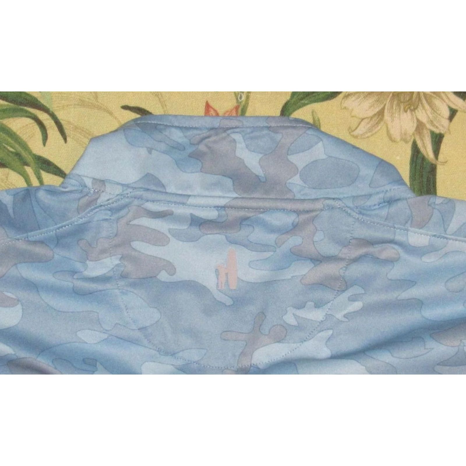 johnnie-O JOHNNIE O Blue Camo Quarter Zip Performance Sweater XXL Men Pullover XXL Blue 92% Polyester 8% Spandex 90s Event Decade Mens Size US XXL / EU 58 / 5 - 3 Thumbnail
