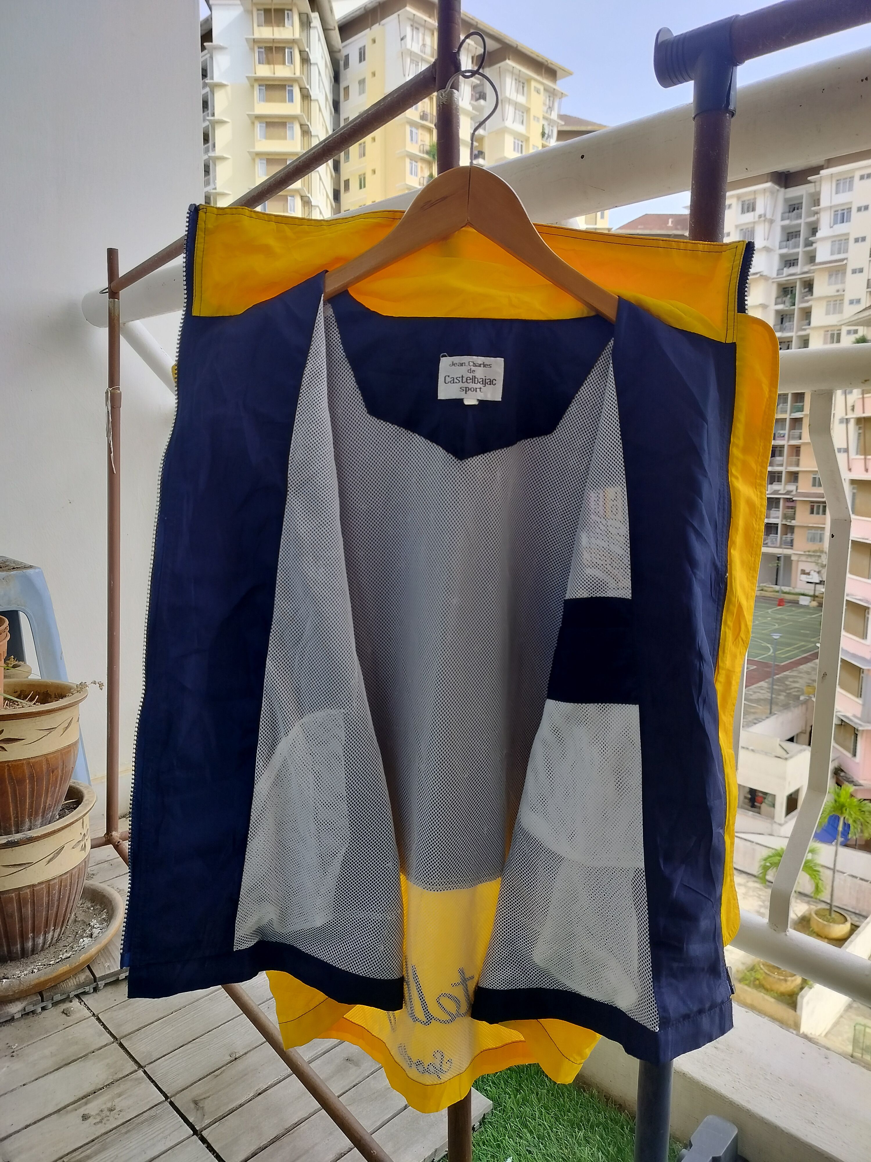 Jean Charles De Castelbajac Vintage Jean Charles de Castelbajac Sport nylon vest Size US L / EU 52-54 / 3 - 9 Thumbnail