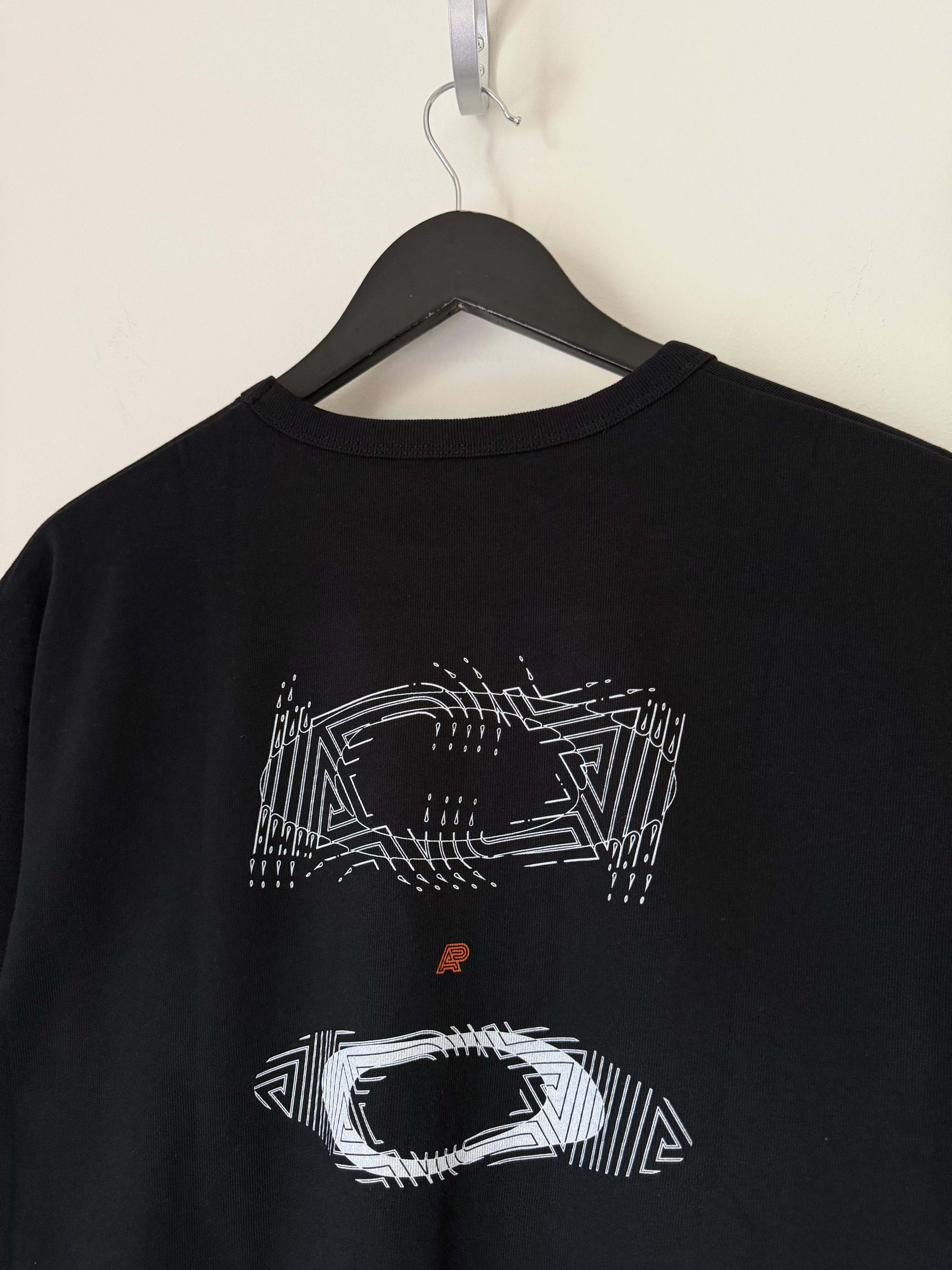 Oakley Albino & Preto Oakley Entaglement Tee in Black Size US XL / EU 56 / 4 - 4 Thumbnail