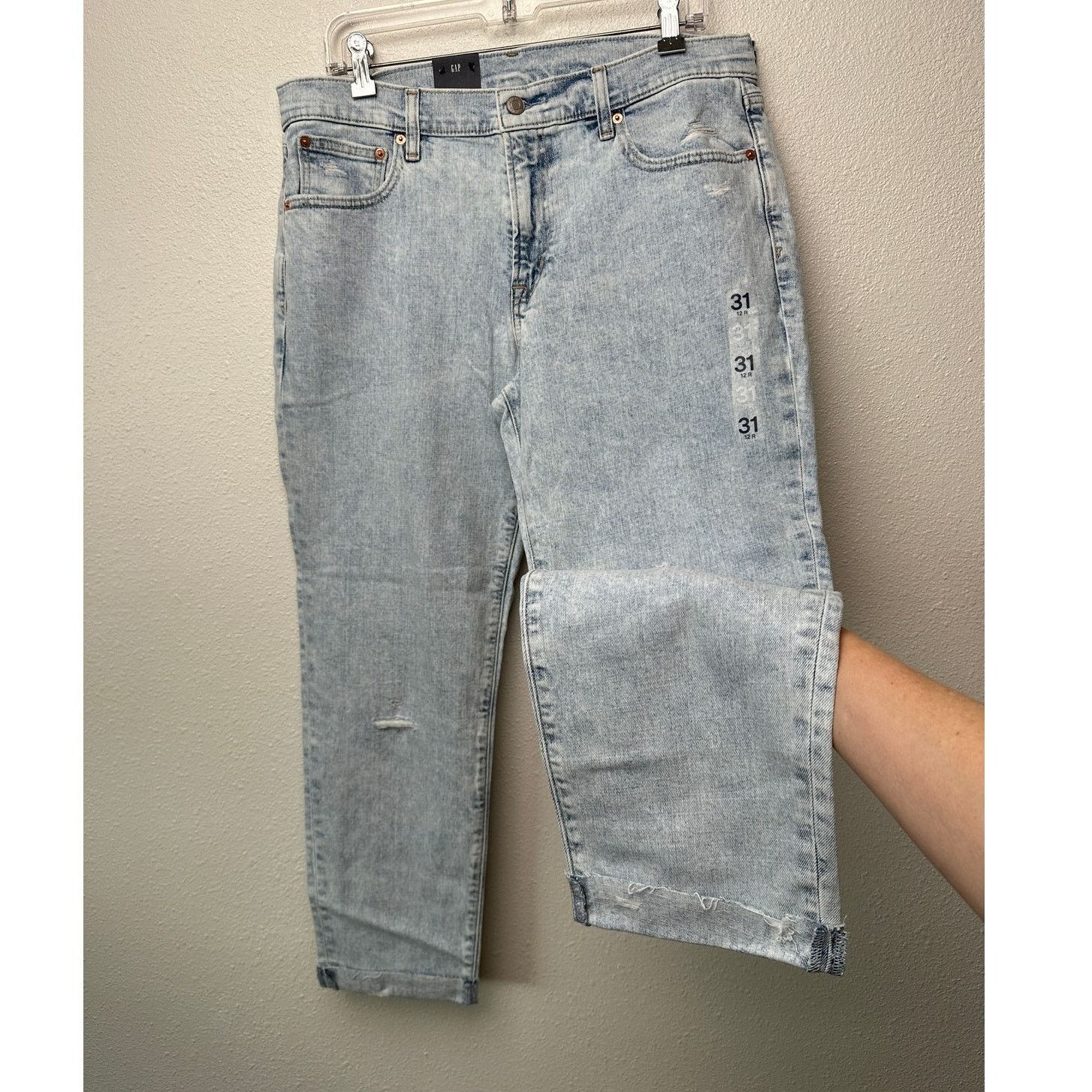 Gap NWT GAP Girlfriend Mid Rise Jeans Gray Acid Wash 31 Raw Hem Size 31" - 1 Thumbnail