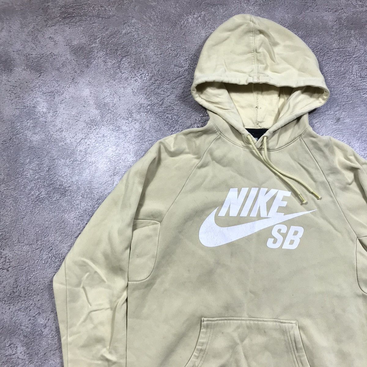 Vintage Vintage Nike SB Hoodie Cream Skate Streetwear Y2K Relaxed L Size US L / EU 52-54 / 3 - 2 Thumbnail