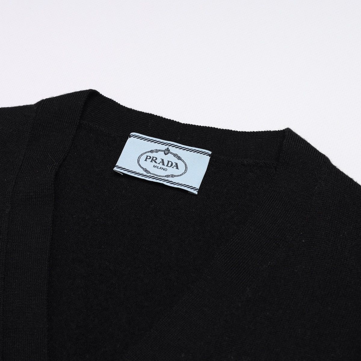 Prada Prada Wool Cardigan it38 size Black Sweater Size XS / US 0-2 / IT 36-38 - 5 Thumbnail