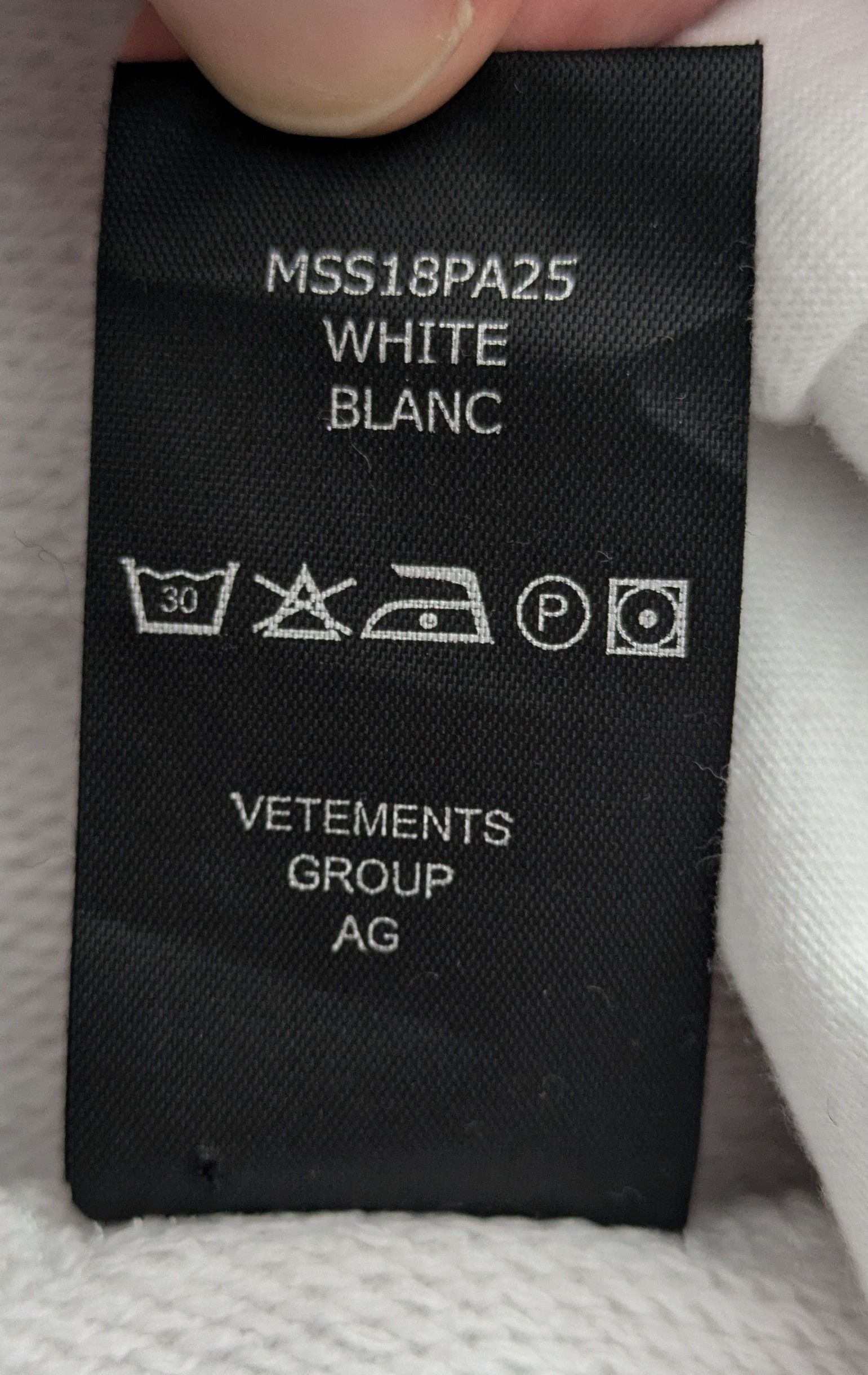 Umbro × Vetements Logo Joggers Size US 28 / EU 44 - 8 Thumbnail