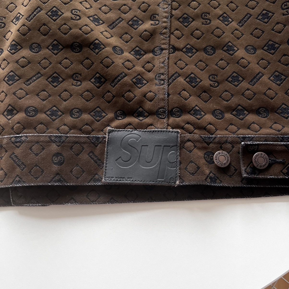 Supreme Supreme Flocked Denim Trucker Jacket Brown Monogram XL Size US XL / EU 56 / 4 - 6 Thumbnail