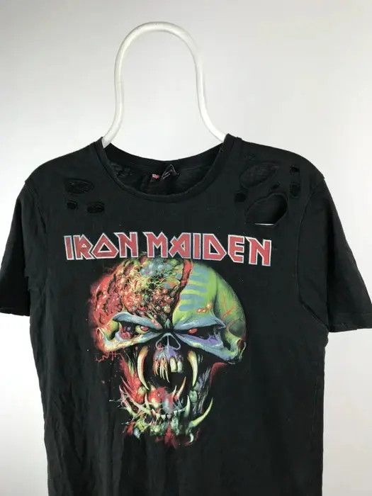 Band Tees Iron Maiden T-shirt rock band tee size Small hand made Size US S / EU 44-46 / 1 - 2 Thumbnail