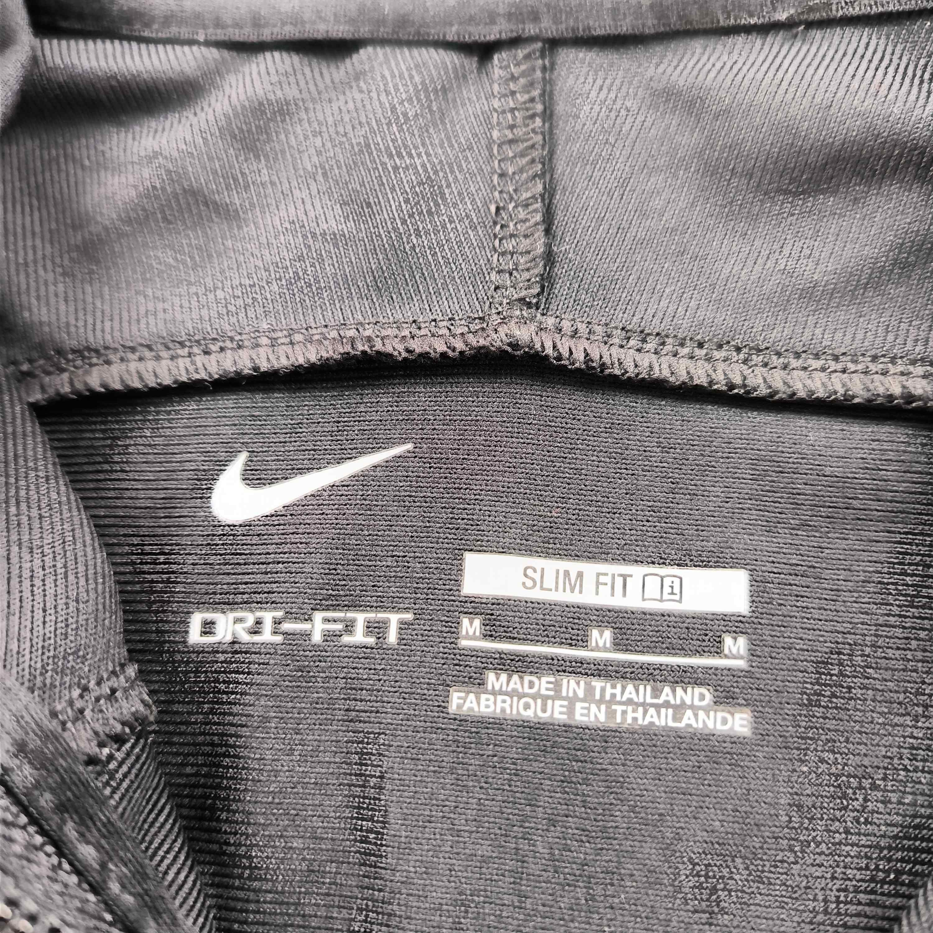 Nike Tottenham Hotspur 2022-23 Nike football track top size M Size US M / EU 48-50 / 2 - 6 Thumbnail