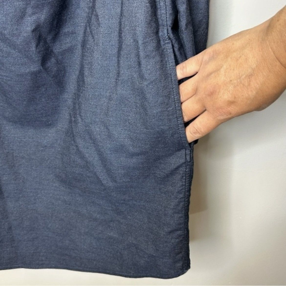 Rag & Bone Rag & Bone Blue Chambray Off the Shoulder Mini Dress‎ Size M Size M / US 6-8 / IT 42-44 - 4 Thumbnail