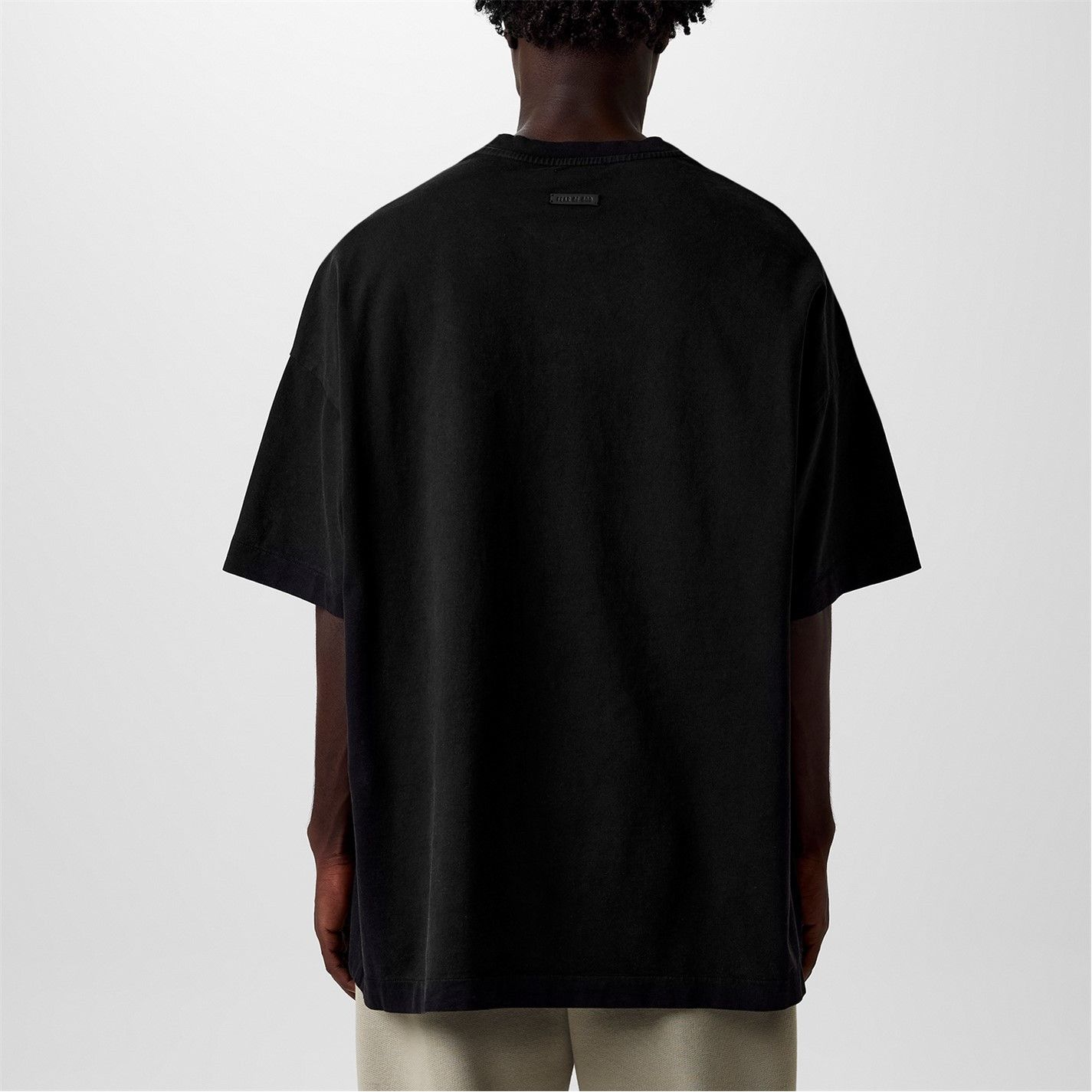 Fear of God Logo T-Shirt Size US S / EU 44-46 / 1 - 3 Thumbnail
