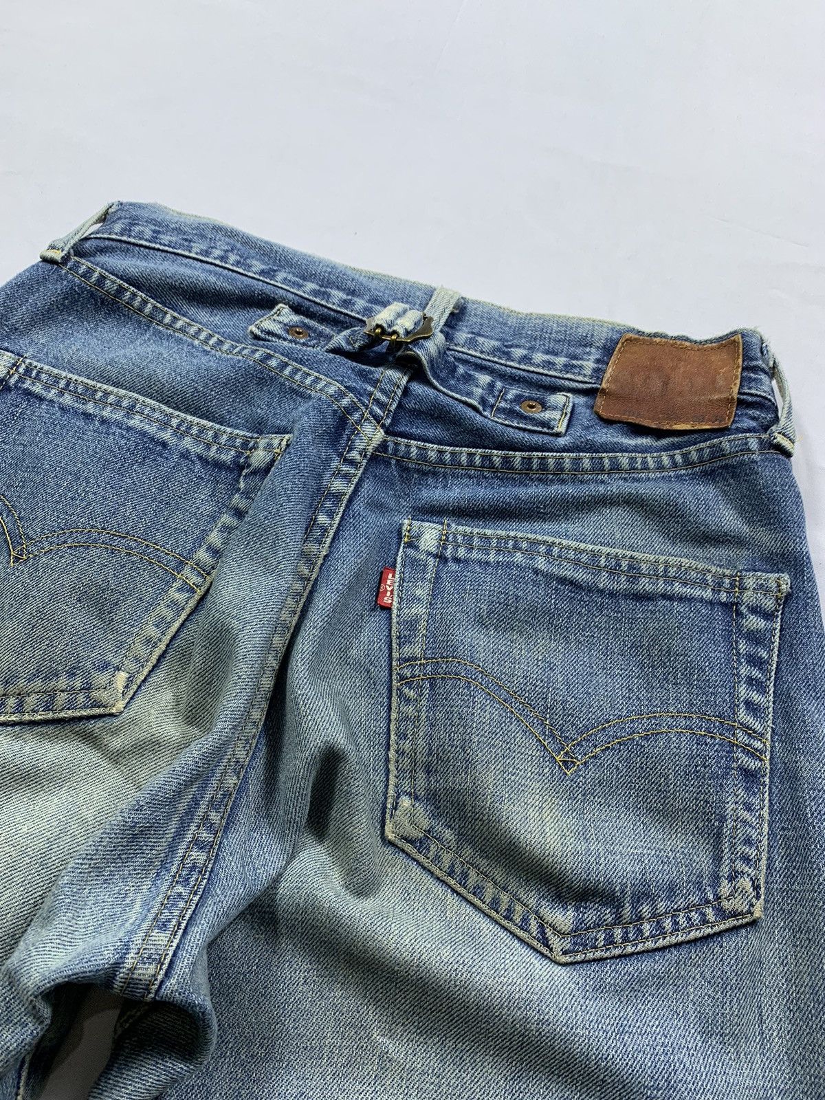 Levi's Vintage Levis 702 Big E Distressed Selvedged Denim Jeans Size US 29 - 3 Thumbnail