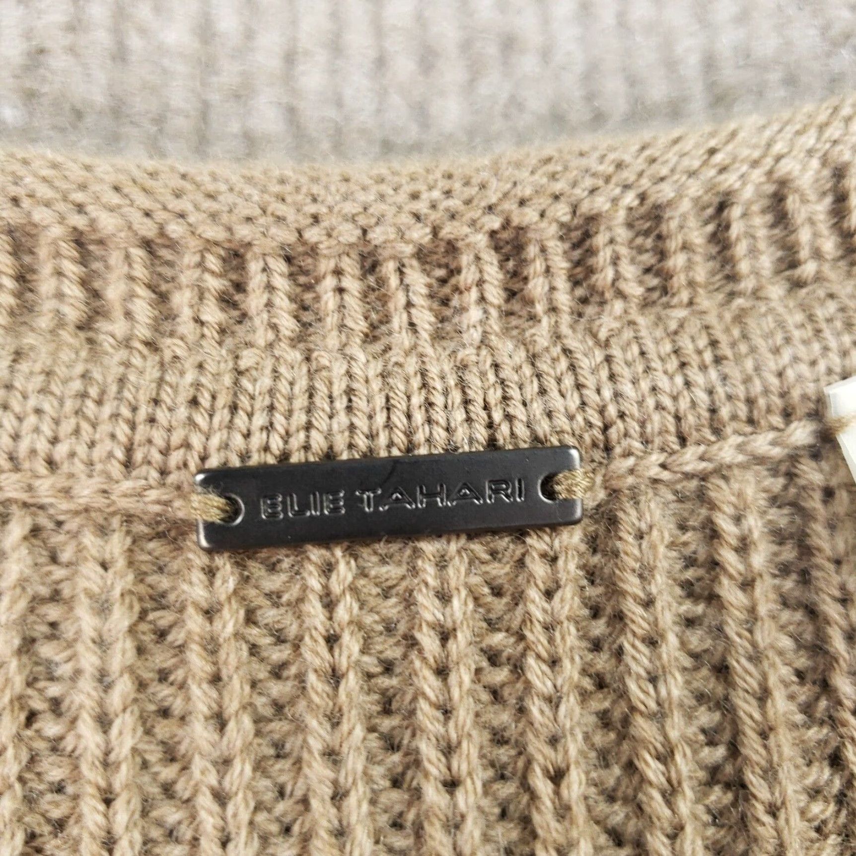 Elie Tahari VINTAGE Elie Tahari Sweater Dress Womens XL Beige Peep Shoulder Knit Long Sleeve Wool Size L / US 10 / IT 46 - 7 Thumbnail