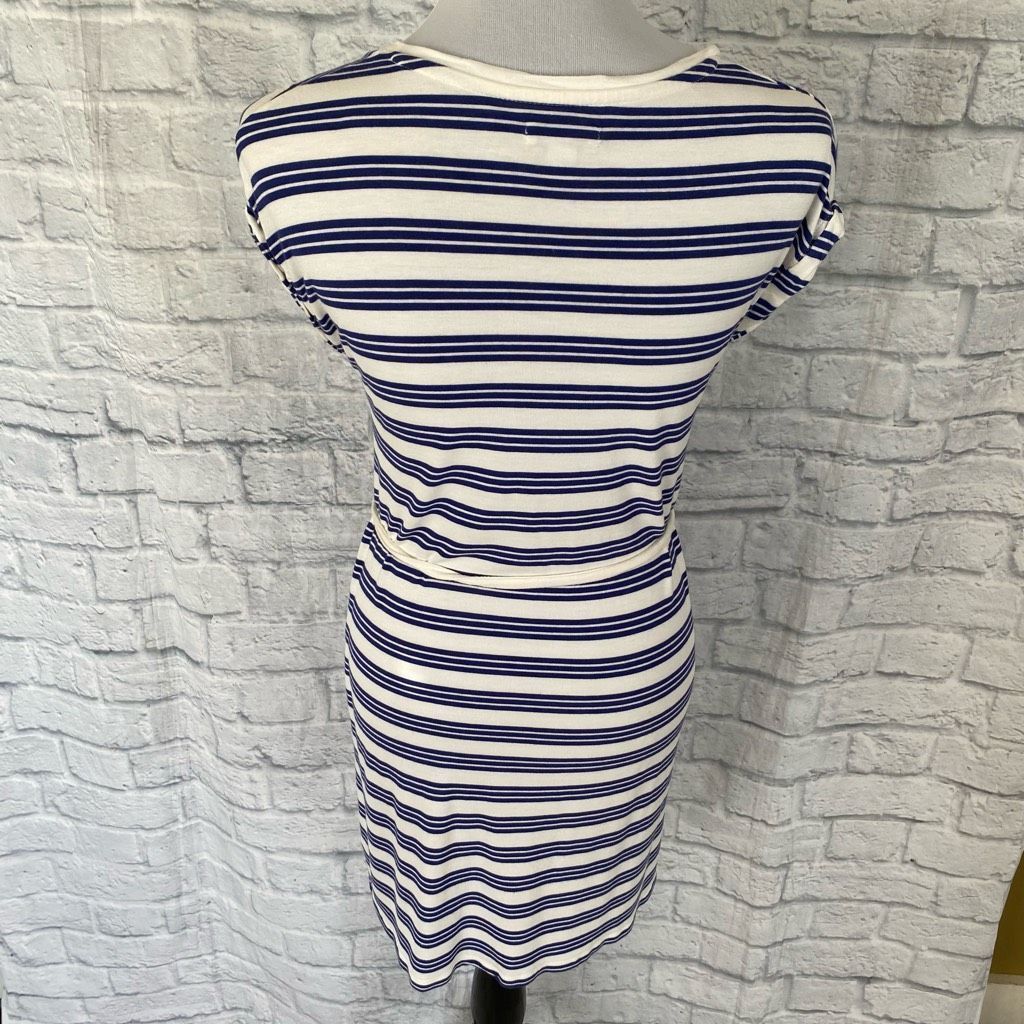 Old Navy Old Navy women S stripe short sleeve scoopneck shirt dress Size S / US 4 / IT 40 - 8 Thumbnail