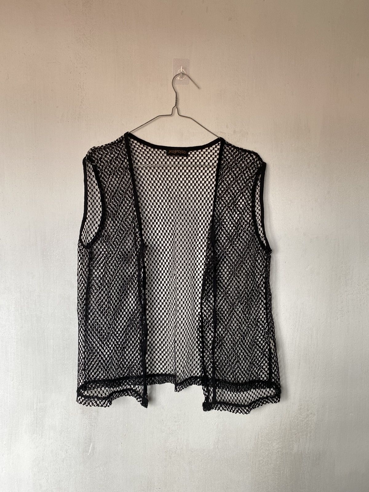 If Six Was Nine × Japanese Brand × Le Grande Bleu (L.G.B.) Rupuau Fishnet Sleeveless Top Size US M / EU 48-50 / 2 - 2 Thumbnail