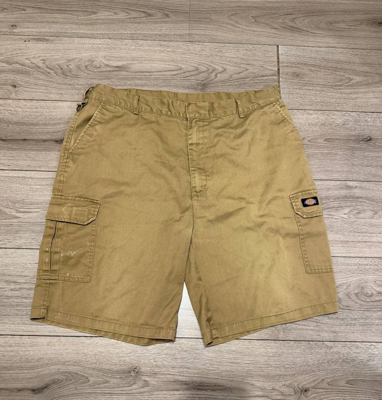 Dickies × Vintage dickies Y2K cargo shorts 42 mens brown Size US 42 / EU 58 - 1 Thumbnail
