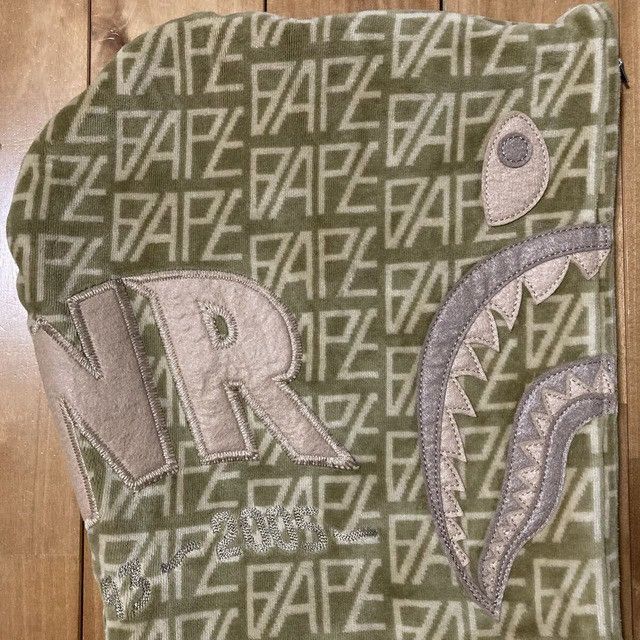 Bape BAPE Logo Monogram Velour Shark Full Zip Hoodie APE Size US S / EU 44-46 / 1 - 5 Thumbnail