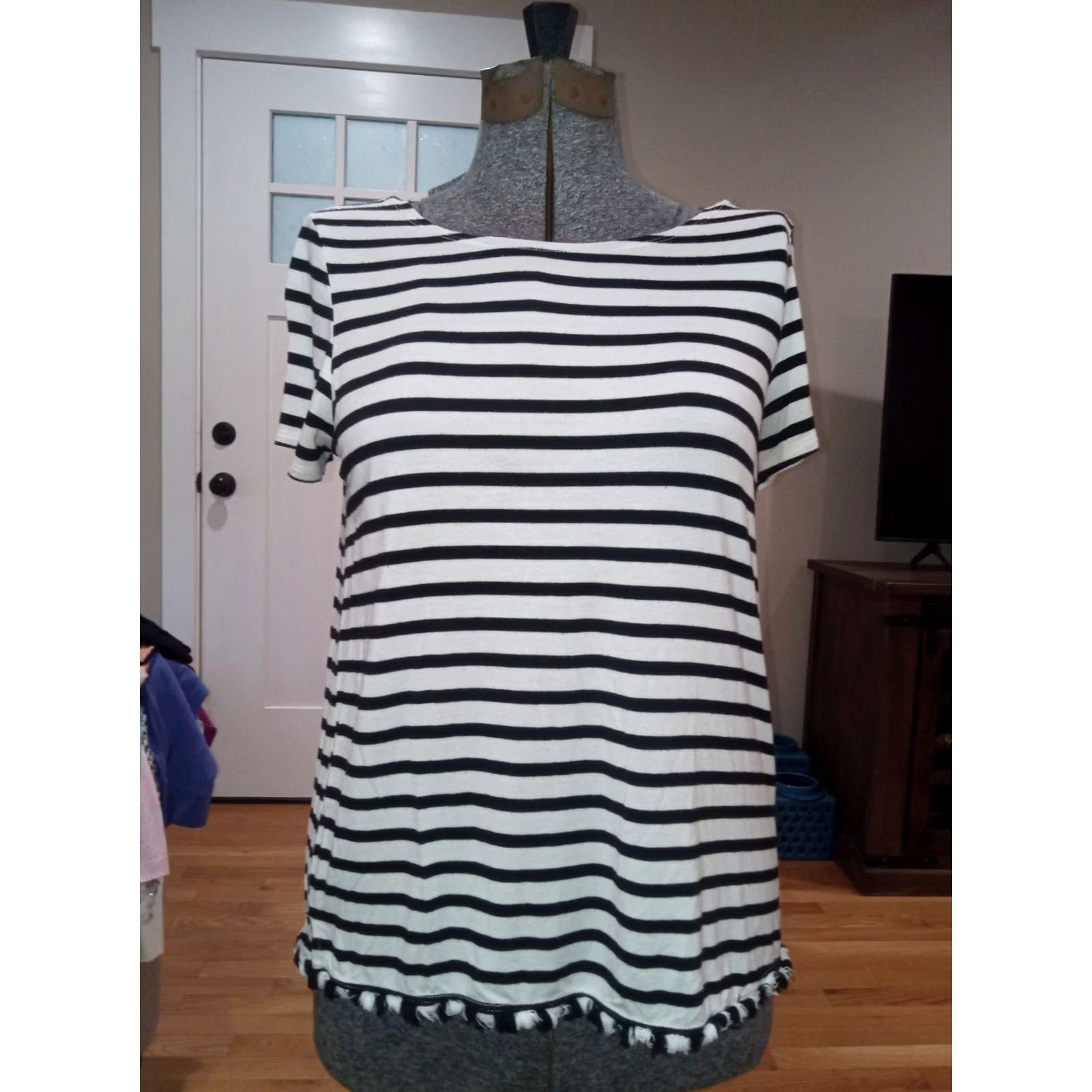 Vintage Green Envelope Striped Top Fringe Hem Women’s M Shirt Raglan Short Sleeve Round Neck Casual Blouse Size M / US 6-8 / IT 42-44 - 3 Thumbnail
