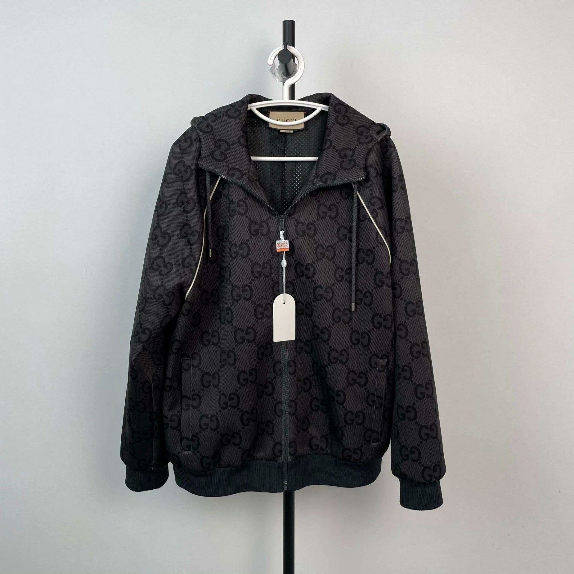 Gucci Gucci Logo Print Hooded Jacket M Size US M / EU 48-50 / 2 - 1 Thumbnail