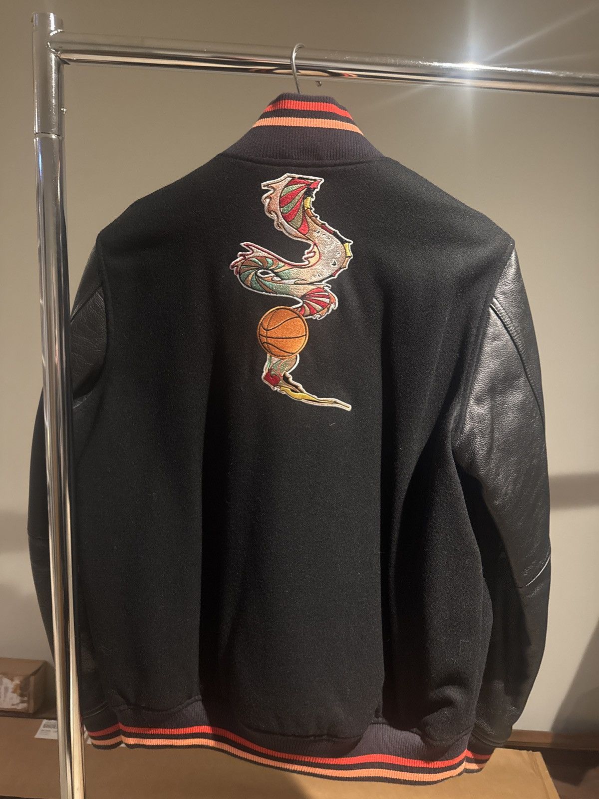 Nike Nike bomber jacket Size US XL / EU 56 / 4 - 2 Thumbnail