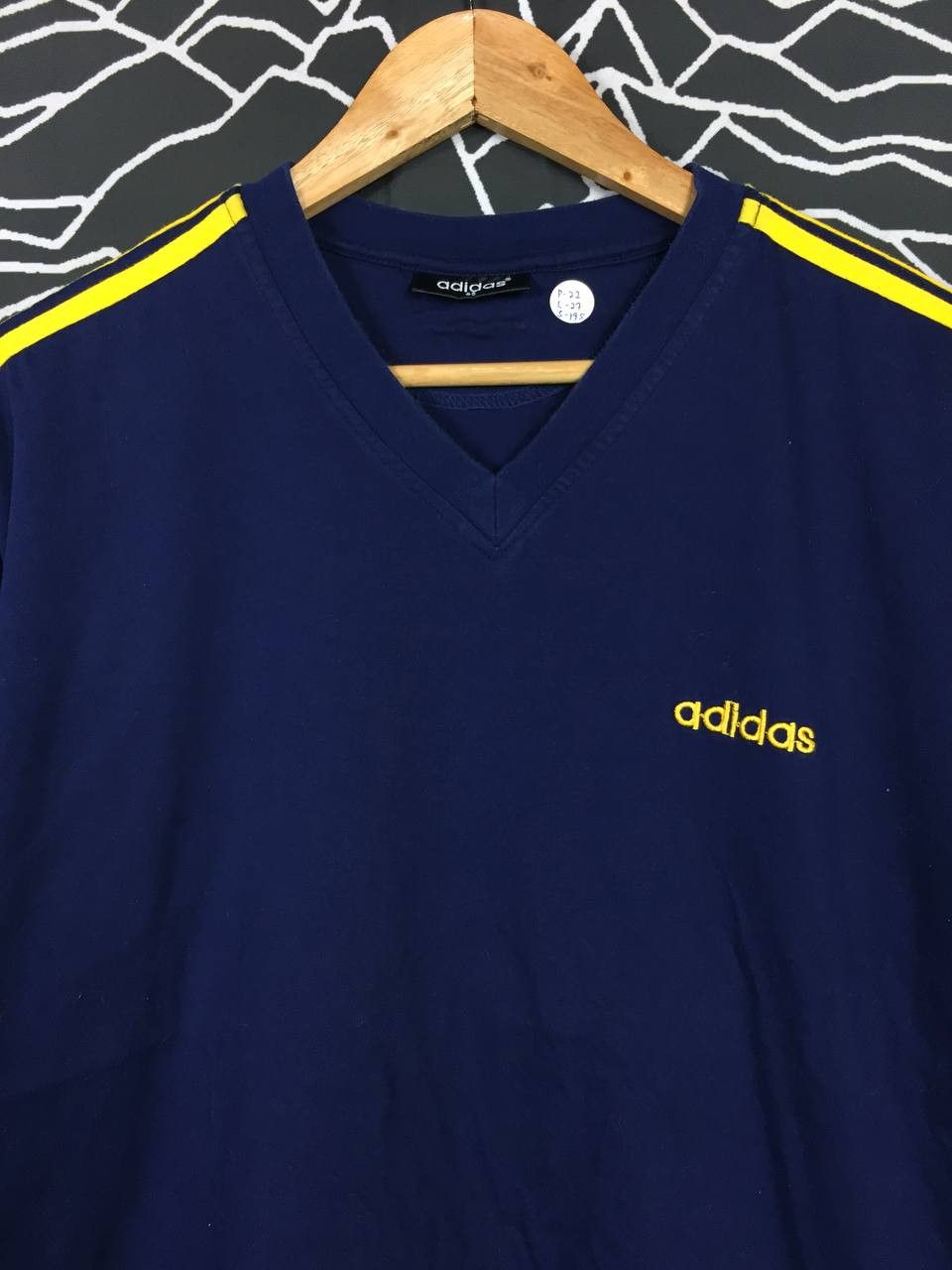 Adidas × Vintage Adidas Three Stripes Embroidered Logo V-Neck Longsleeve Tee Size US L / EU 52-54 / 3 - 3 Thumbnail