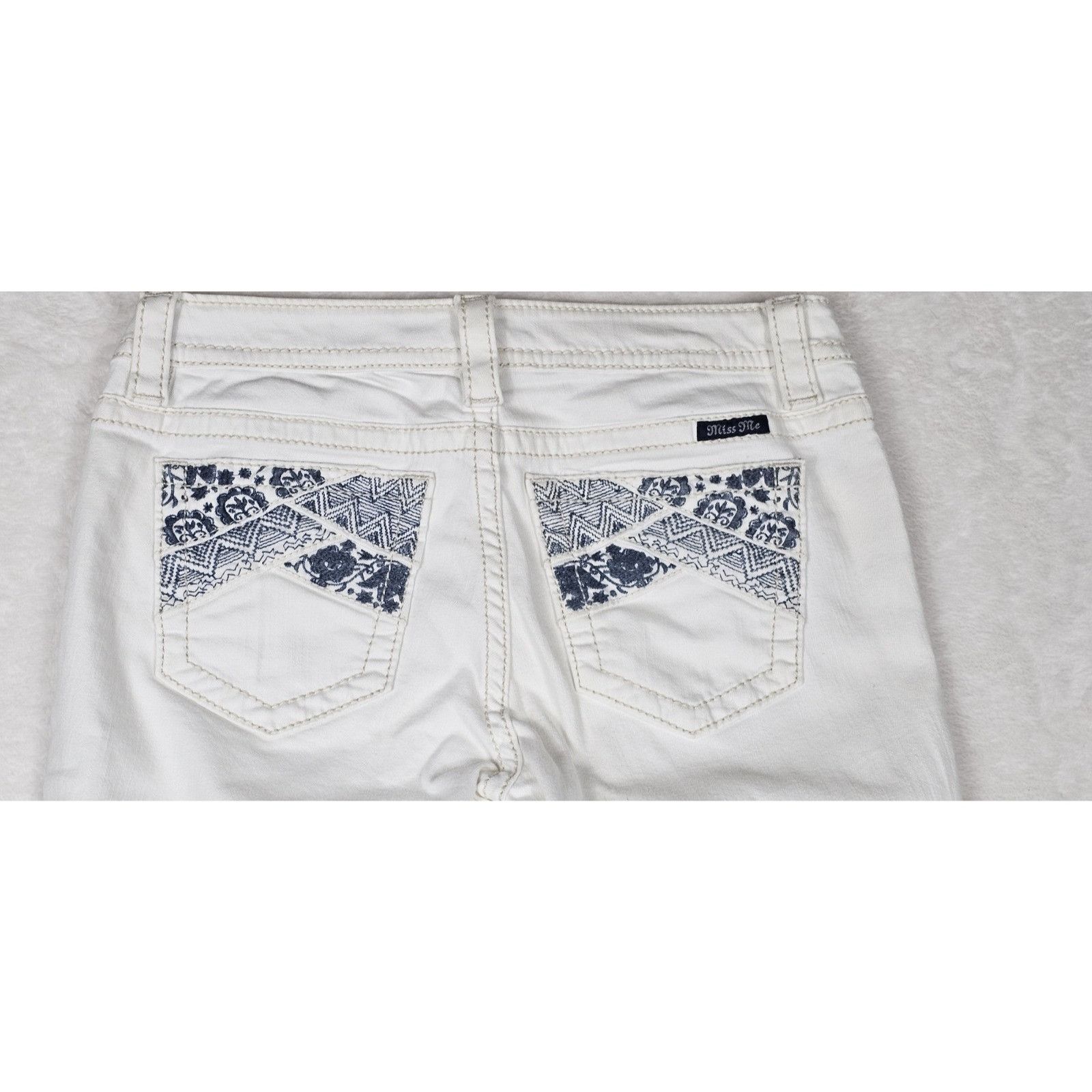 Miss Me Mid-Rise Ankle Skinny Size 28" / US 6 / IT 42 - 9 Thumbnail