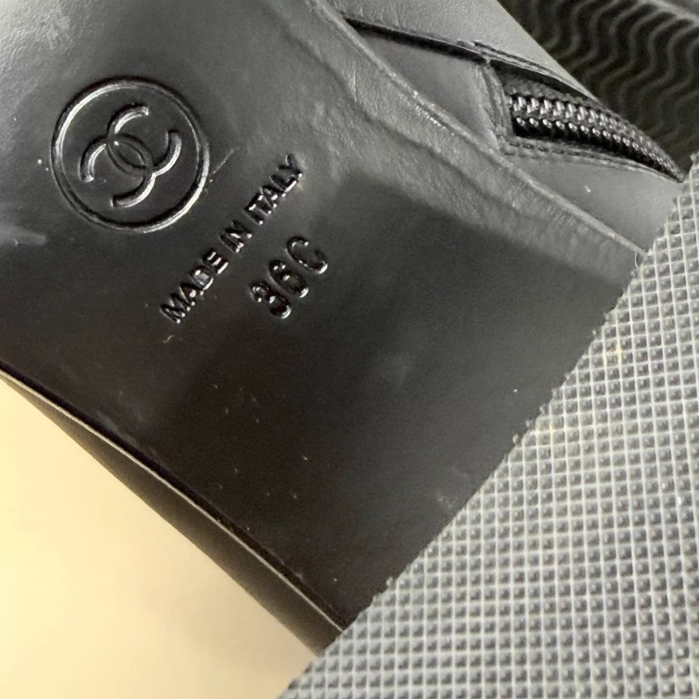Chanel Chanel Black & Gold CC Zip Short Boots EUR 36 Size US 5.5 / IT 35.5 - 7 Thumbnail