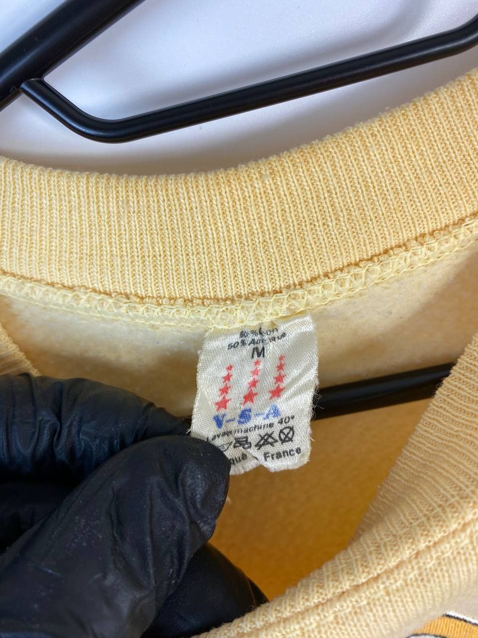 Disney × Mickey Mouse × Vintage Vintage Disney Mickey Mouse Big Logo Sweatshirt Sz M Size US M / EU 48-50 / 2 - 4 Thumbnail