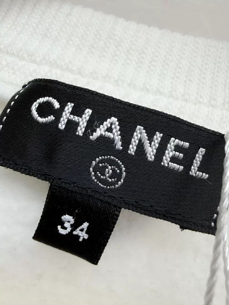 Chanel Chanel White letter sweatshirt Size XXS / US 00 / IT 34 - 3 Thumbnail