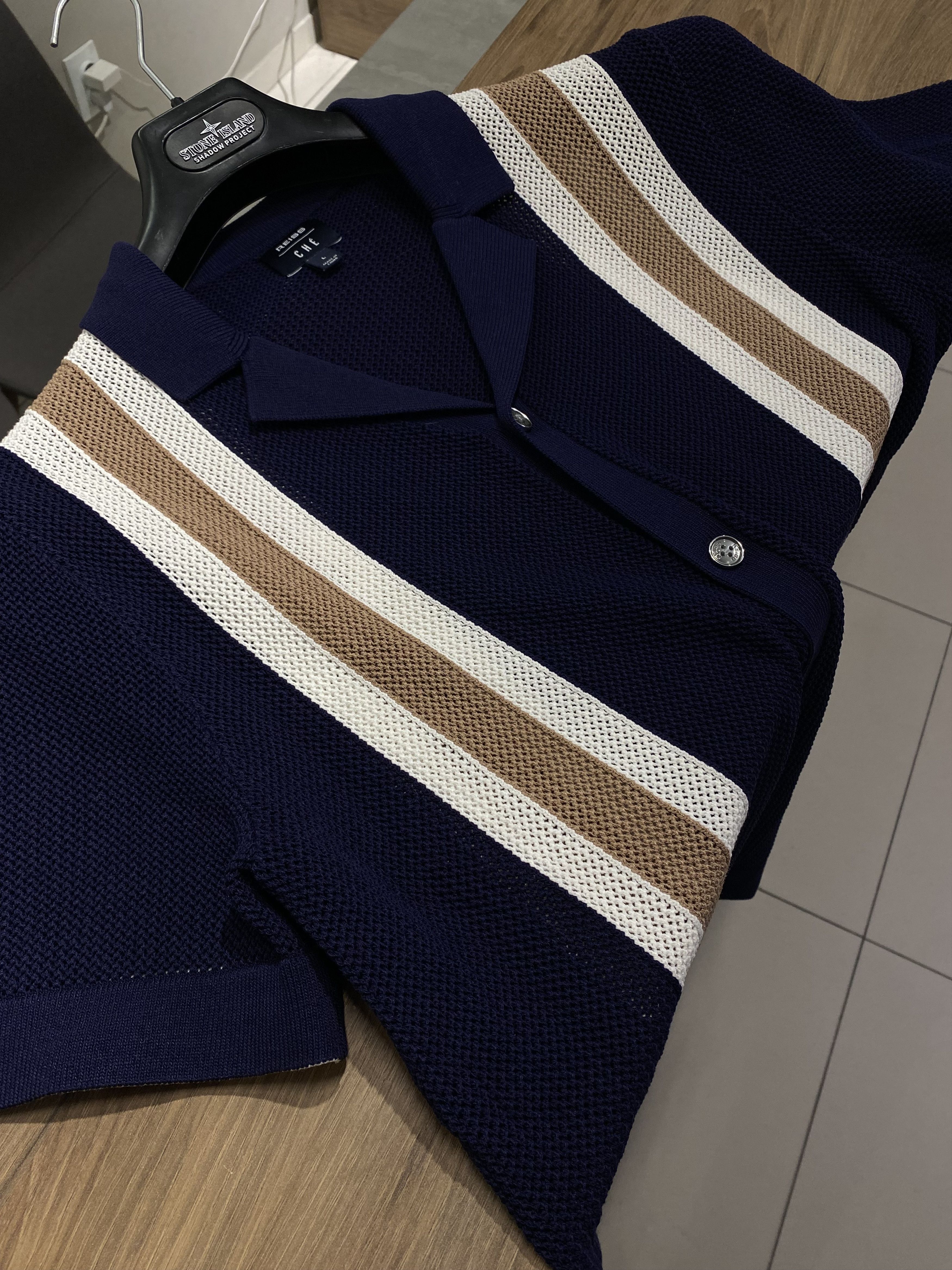 REISS CHÉ KNITTED CONTRAST STRIPE CUBAN COLLAR SHIRT