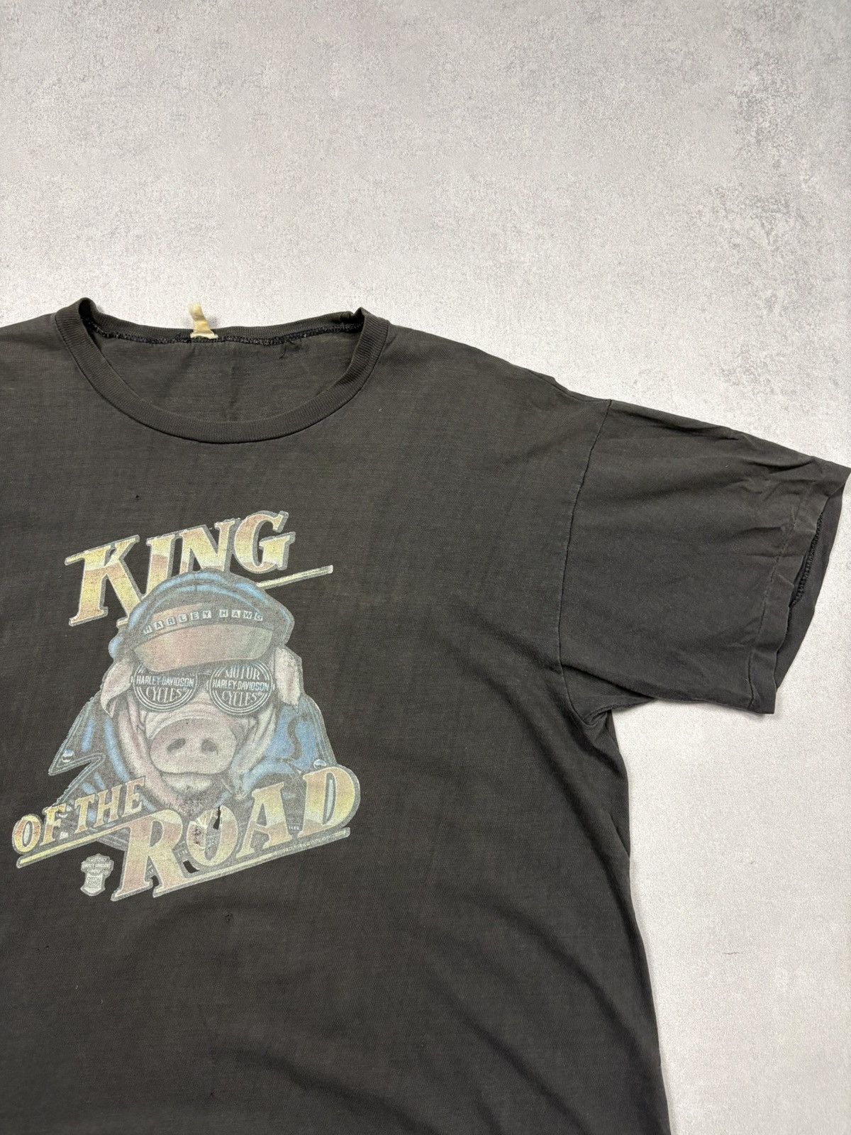 Harley Davidson Vintage 1982 Harley Davidson King Of The Road Pig Biker Tee Size US M / EU 48-50 / 2 - 3 Thumbnail