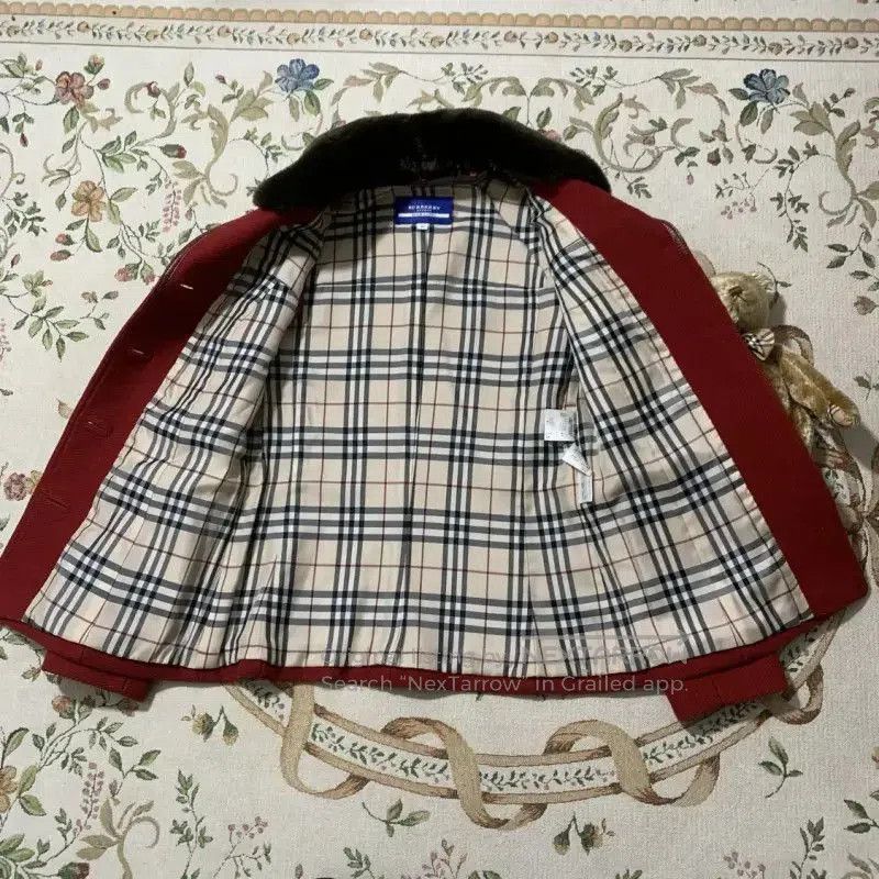 Burberry Burberry Red Long Sleeve Cardigan for Women. Size M / US 6-8 / IT 42-44 - 4 Thumbnail