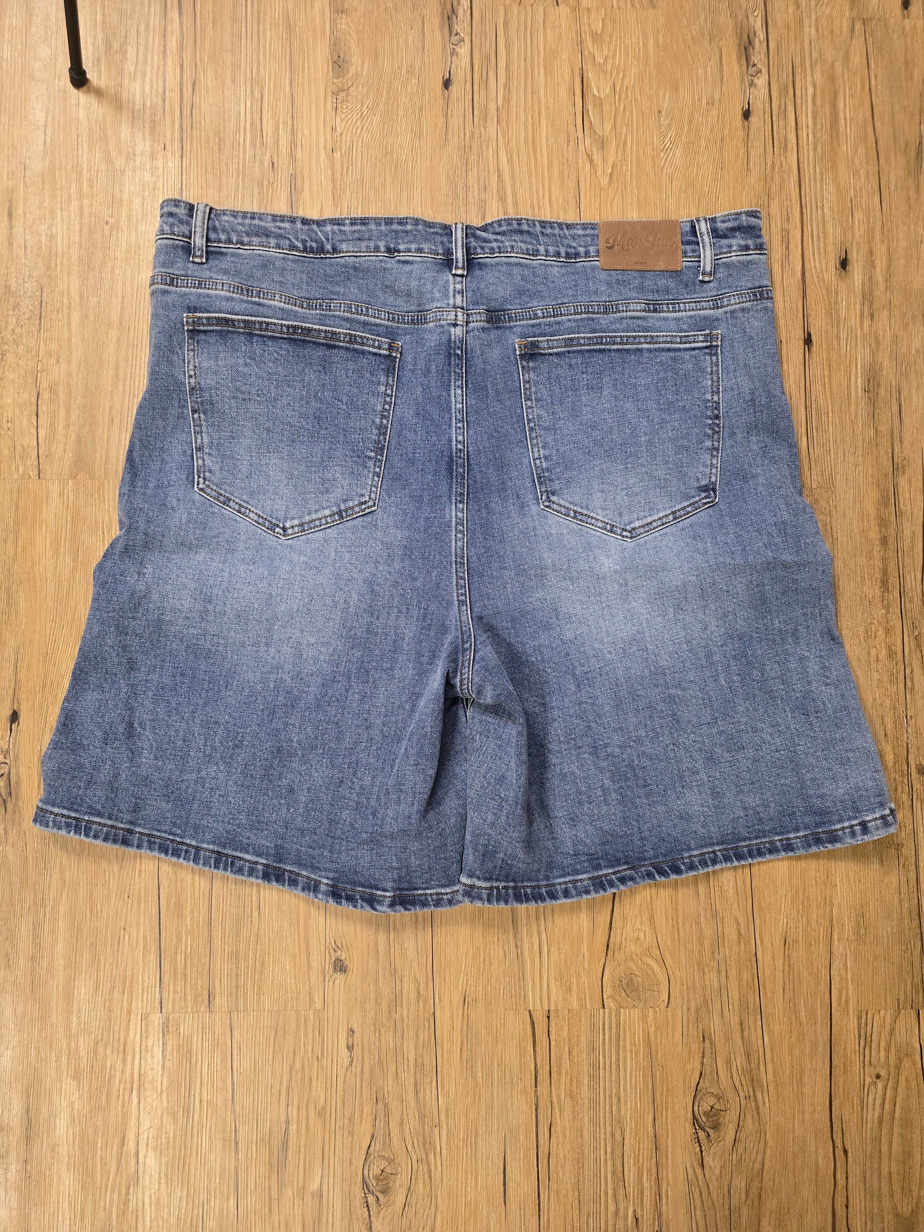 Japanese Brand Designer Denim Shorts Size US 42 / EU 58 - 4 Thumbnail