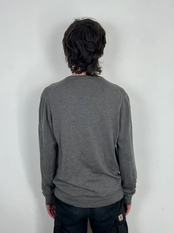 Gucci SS2009 Gucci Grey Embroidered Knight Logo V-Neck Sweater Size US M / EU 48-50 / 2 - 3 Thumbnail