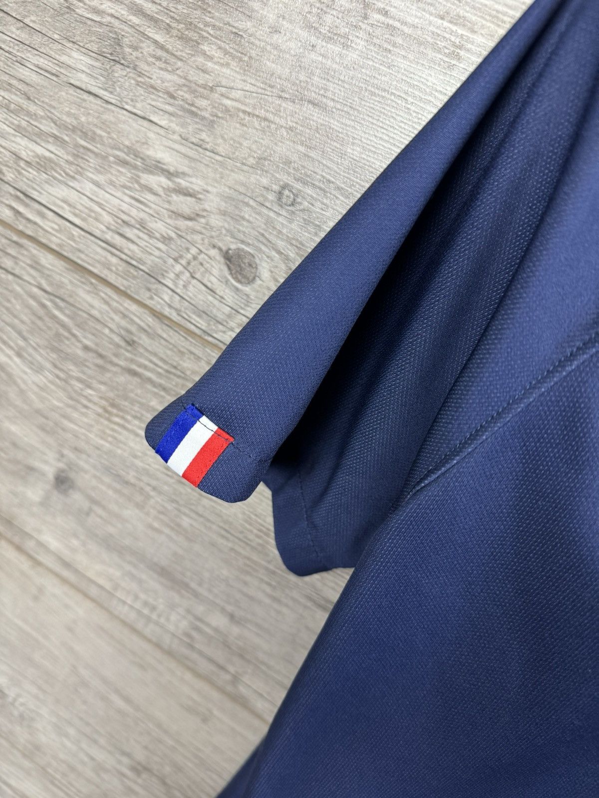 Nike NIKE PSG PARIS SOCCER JERSEY Y2K DRILL STYLE SIZE M Size US M / EU 48-50 / 2 - 14 Thumbnail