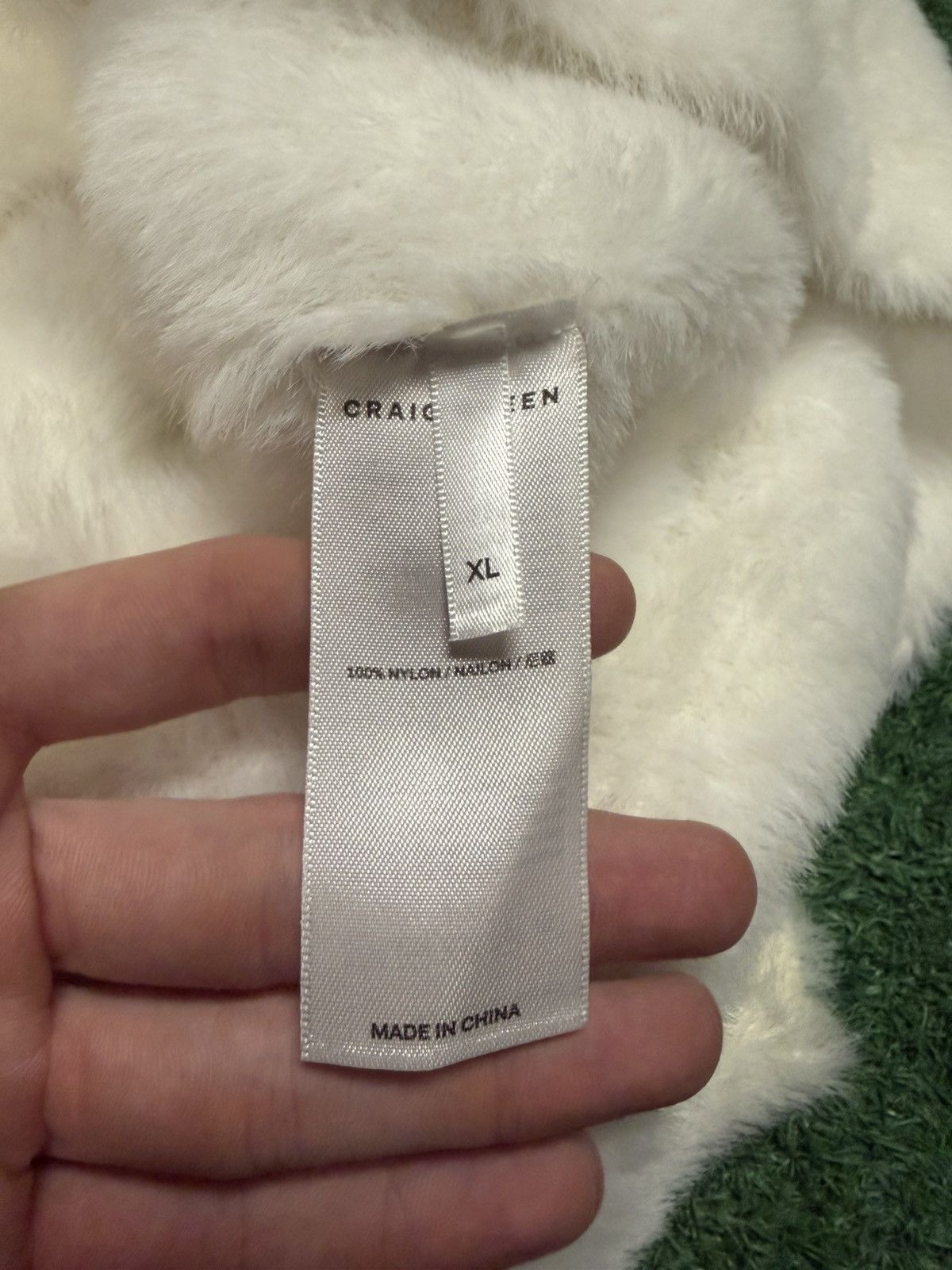 Craig Green White Craig green fur vest sized x large Size US XL / EU 56 / 4 - 4 Thumbnail