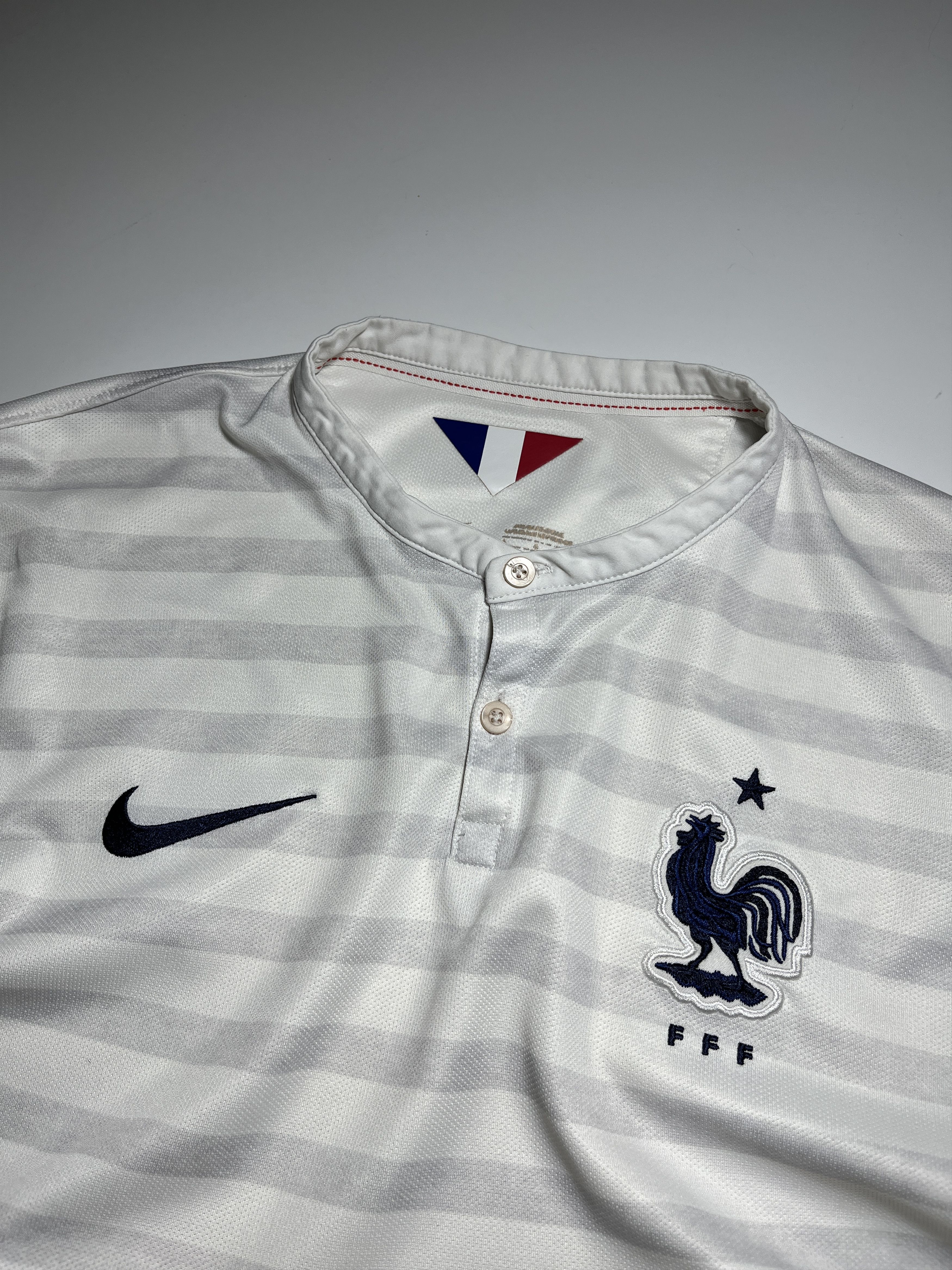 Nike Nike France National Team 2014-2015 Away Football Jersey Size US M / EU 48-50 / 2 - 7 Thumbnail