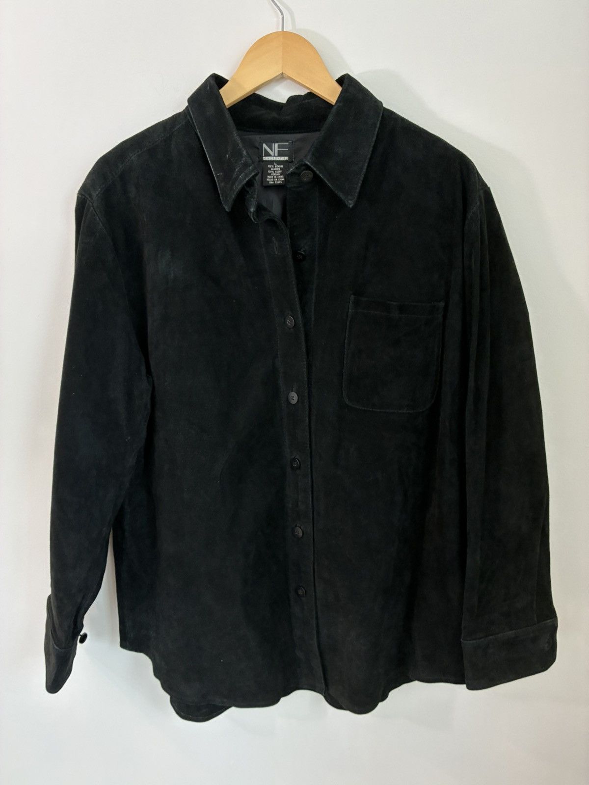 Vintage Vintage Black SUEDE Faded Leather Button Down Shirt Size US L / EU 52-54 / 3 - 1 Thumbnail