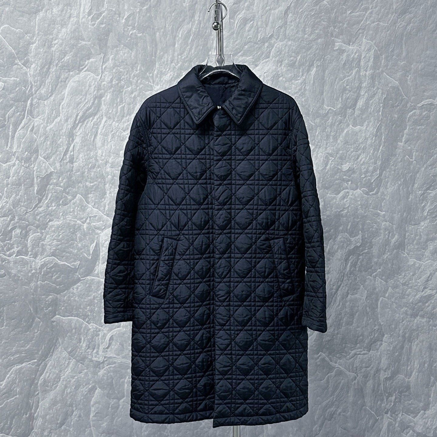 Dior Dior Cannage Embroidered Long Puffer Coat Size US S / EU 44-46 / 1 - 1 Thumbnail