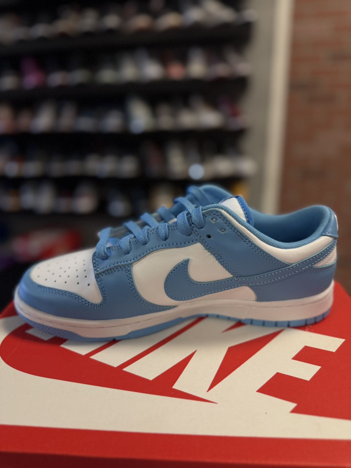 Nike Nike Dunk Low 2021 UNC OG Size 9 Tried On W Box Size US 9 / EU 42 - 11 Thumbnail