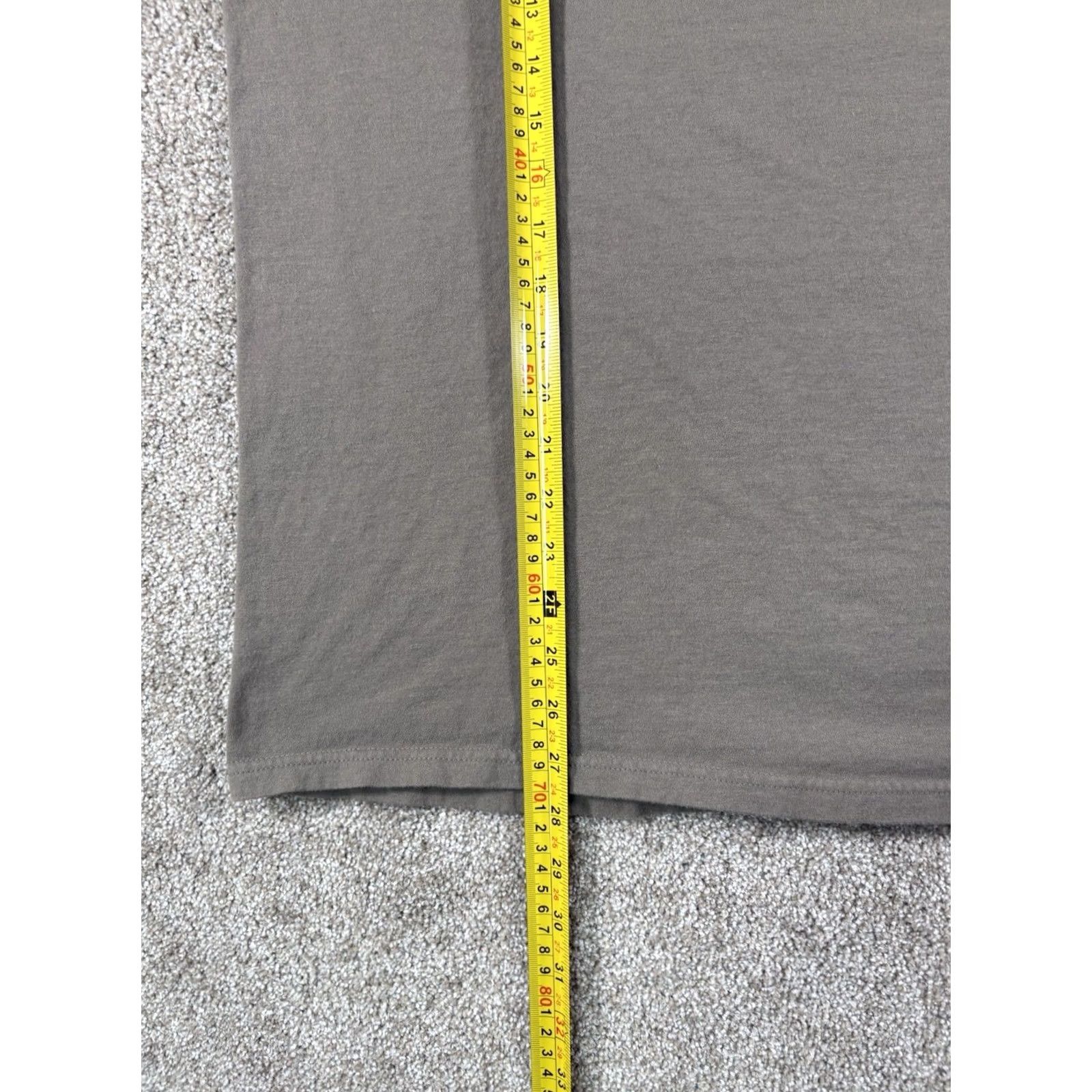 Vintage VINTAGE The Duck Company T-Shirt Zoo Bear Selfie Graphic • Size Large Men Green Cotton Jersey Short Sleeve Crew Neck Regular Size US L / EU 52-54 / 3 - 6 Thumbnail