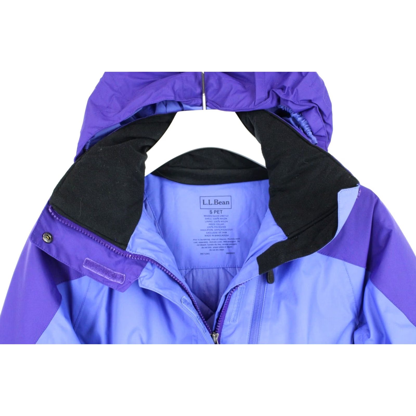 Vintage L.L. Bean Jacket Women's SMALL Petite Padded Full Zip Removable Hood Blue Jacket Womens SMALL Blue 90s? Size S / US 4 / IT 40 - 6 Thumbnail