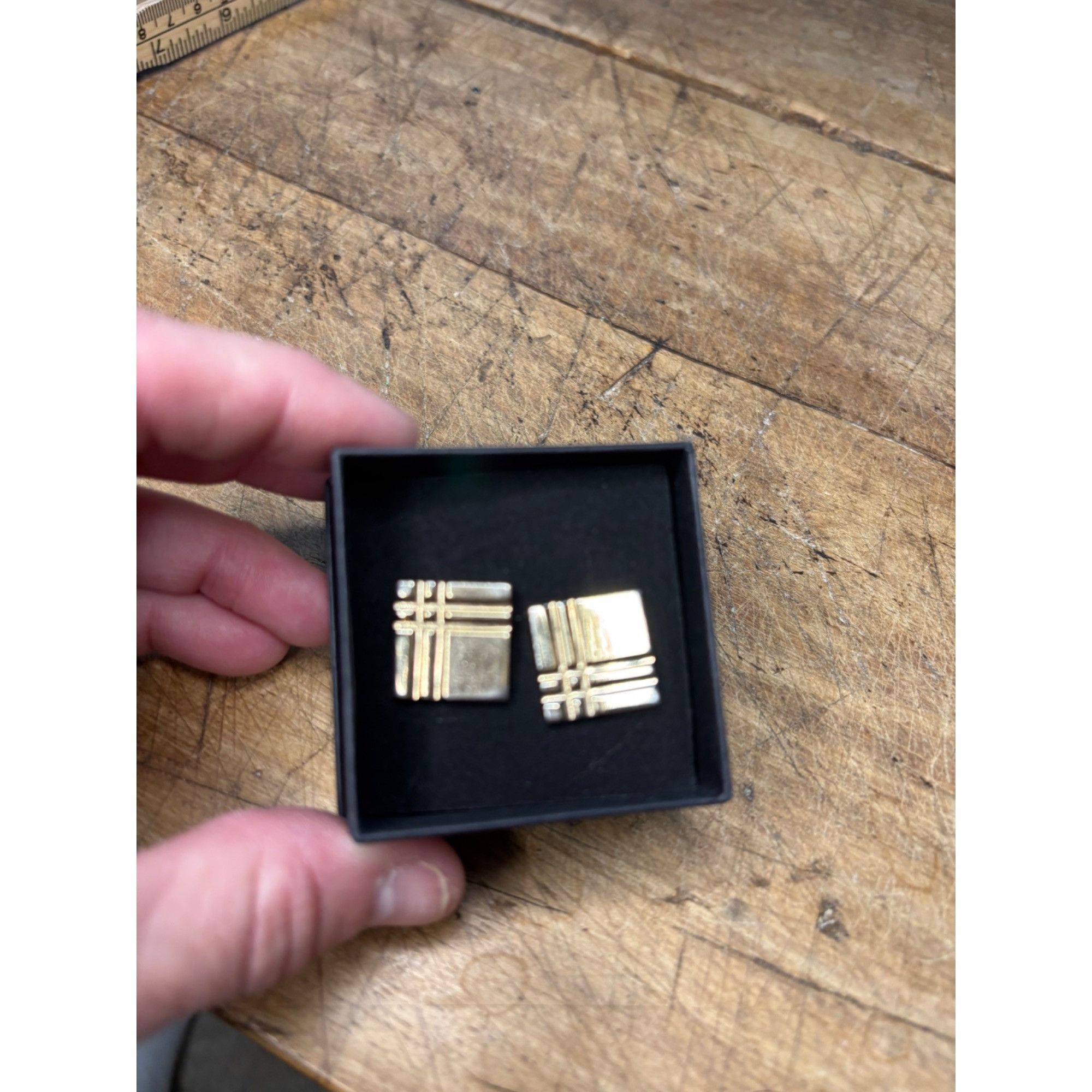 Other Gold Tone Geometric Square Cufflinks With Abstract Line Desi Size 44R - 2 Thumbnail